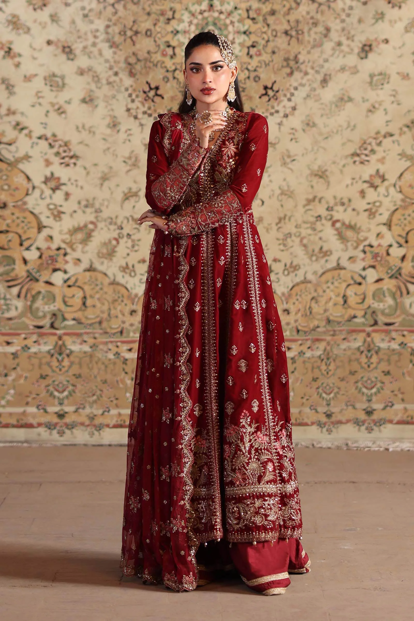 3 Piece Embroidered Velvet Suit - Image 5