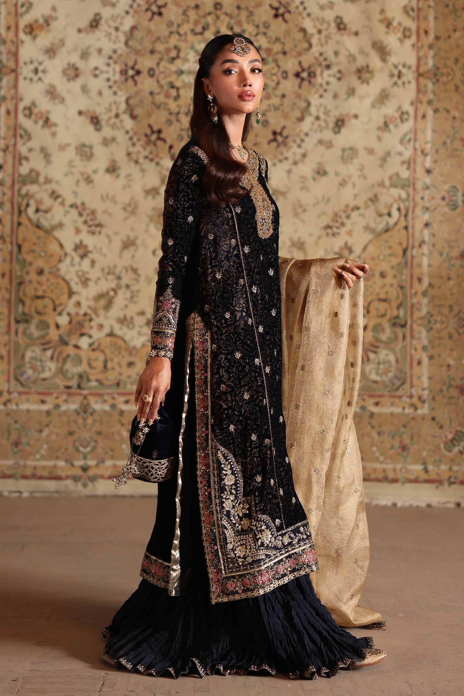 3 Piece Embroidered Velvet Suit - Image 3