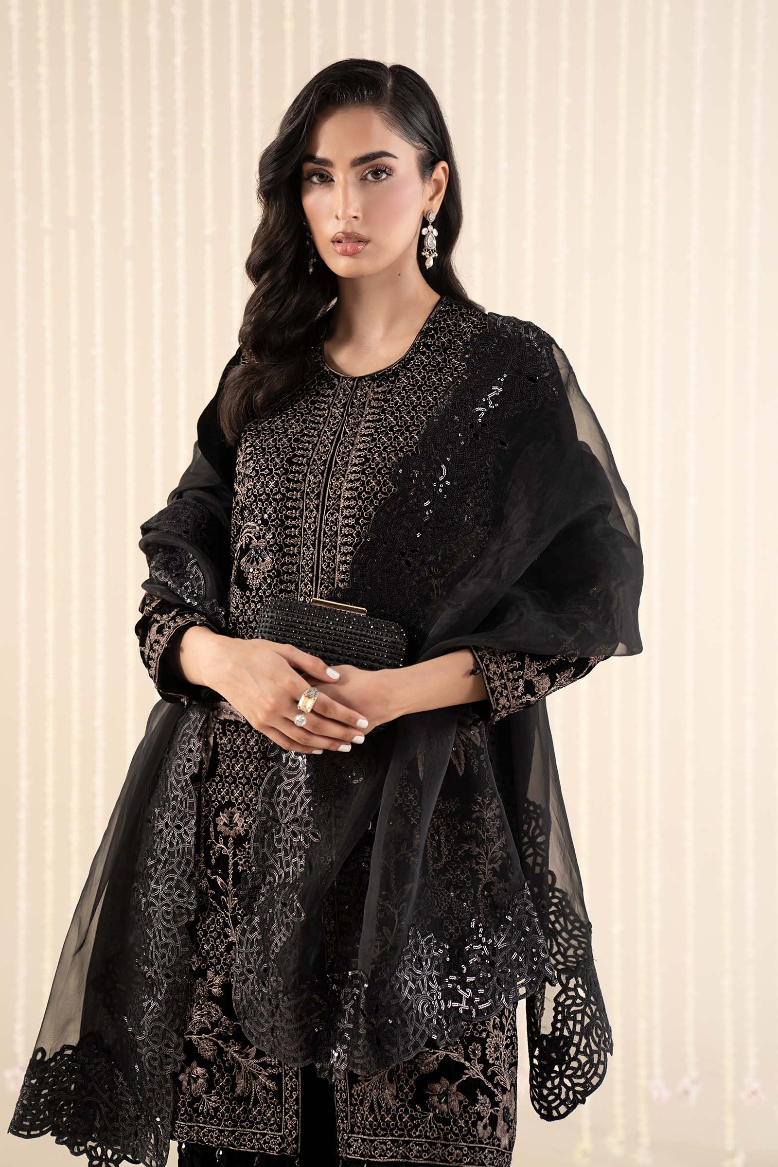 3 Piece Embroidered Velvet Suit - Image 2
