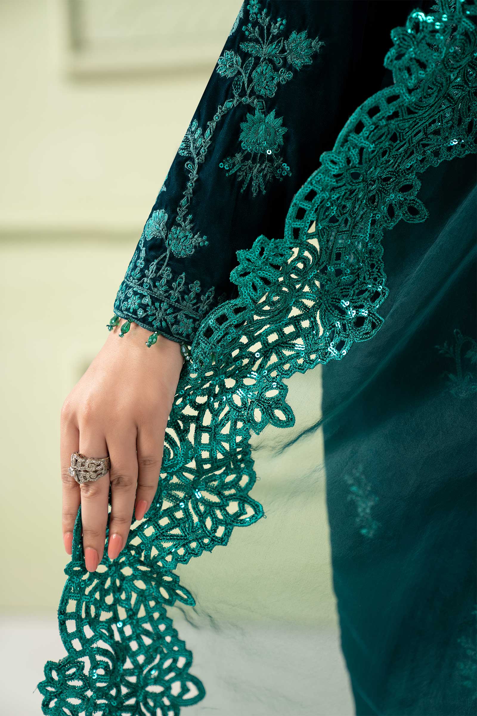 3 Piece Embroidered Velvet Suit - Image 5