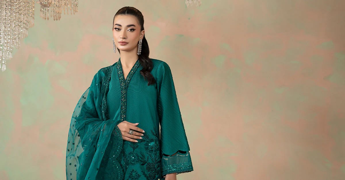 3 Piece Embroidered Silk Net Suit - Image 11