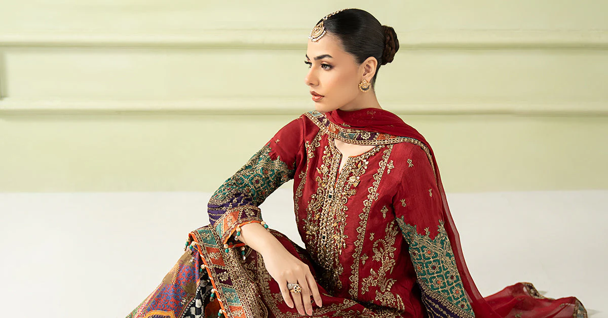 3 Piece Embroidered Raw Silk Suit - Image 12