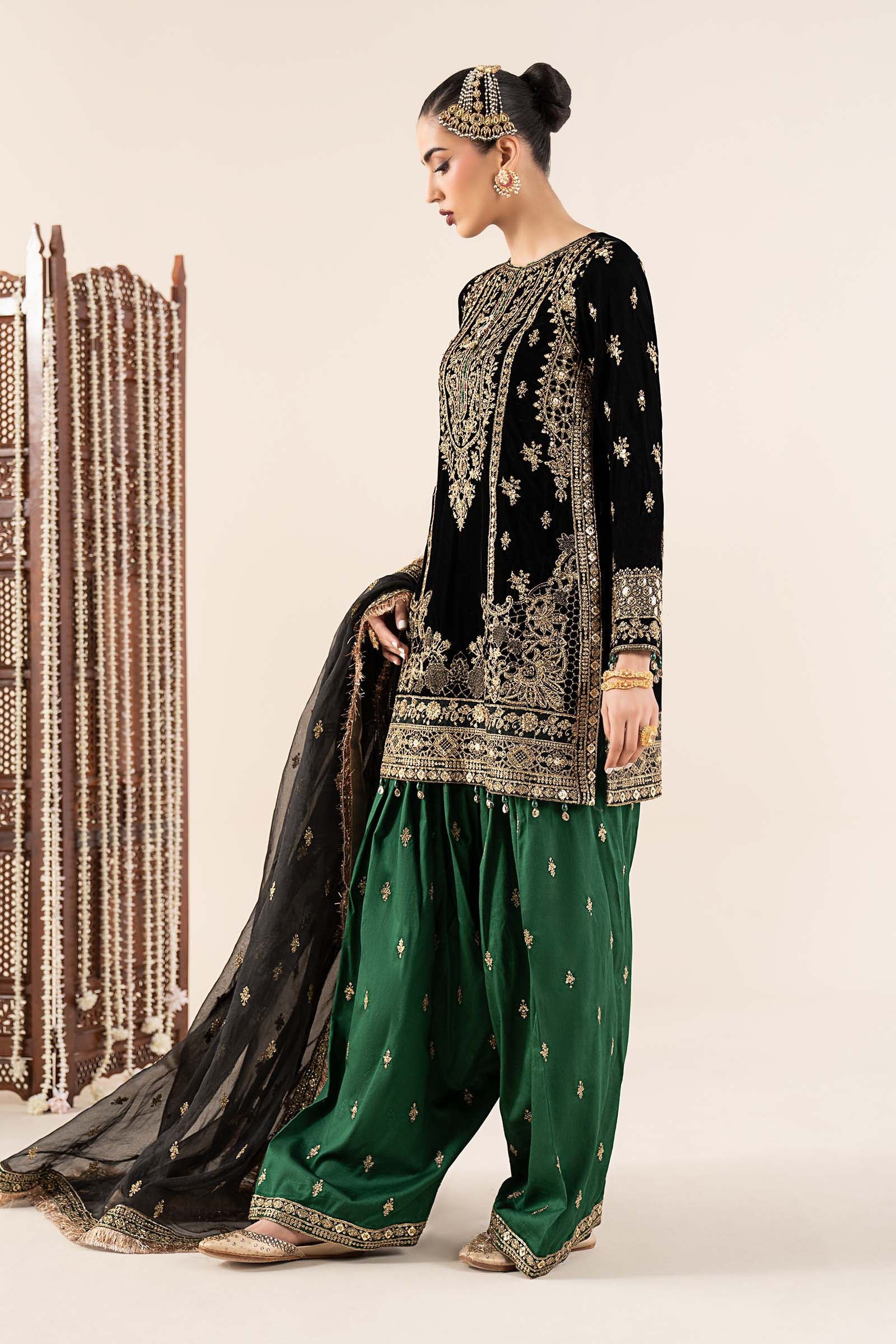 3 Piece Embroidered Velvet Suit - Image 4