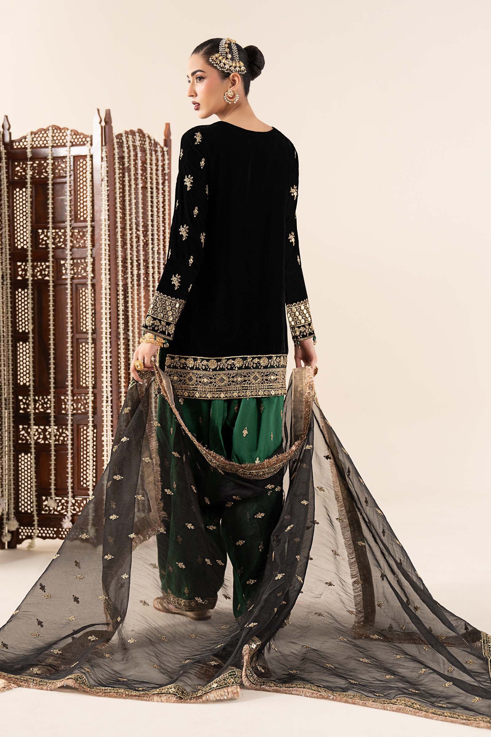 3 Piece Embroidered Velvet Suit - Image 5