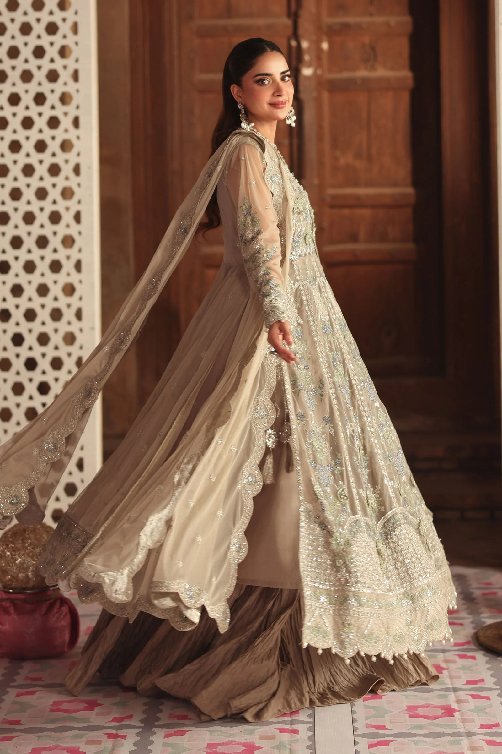 3 Piece Embroidered Net Suit - Image 7