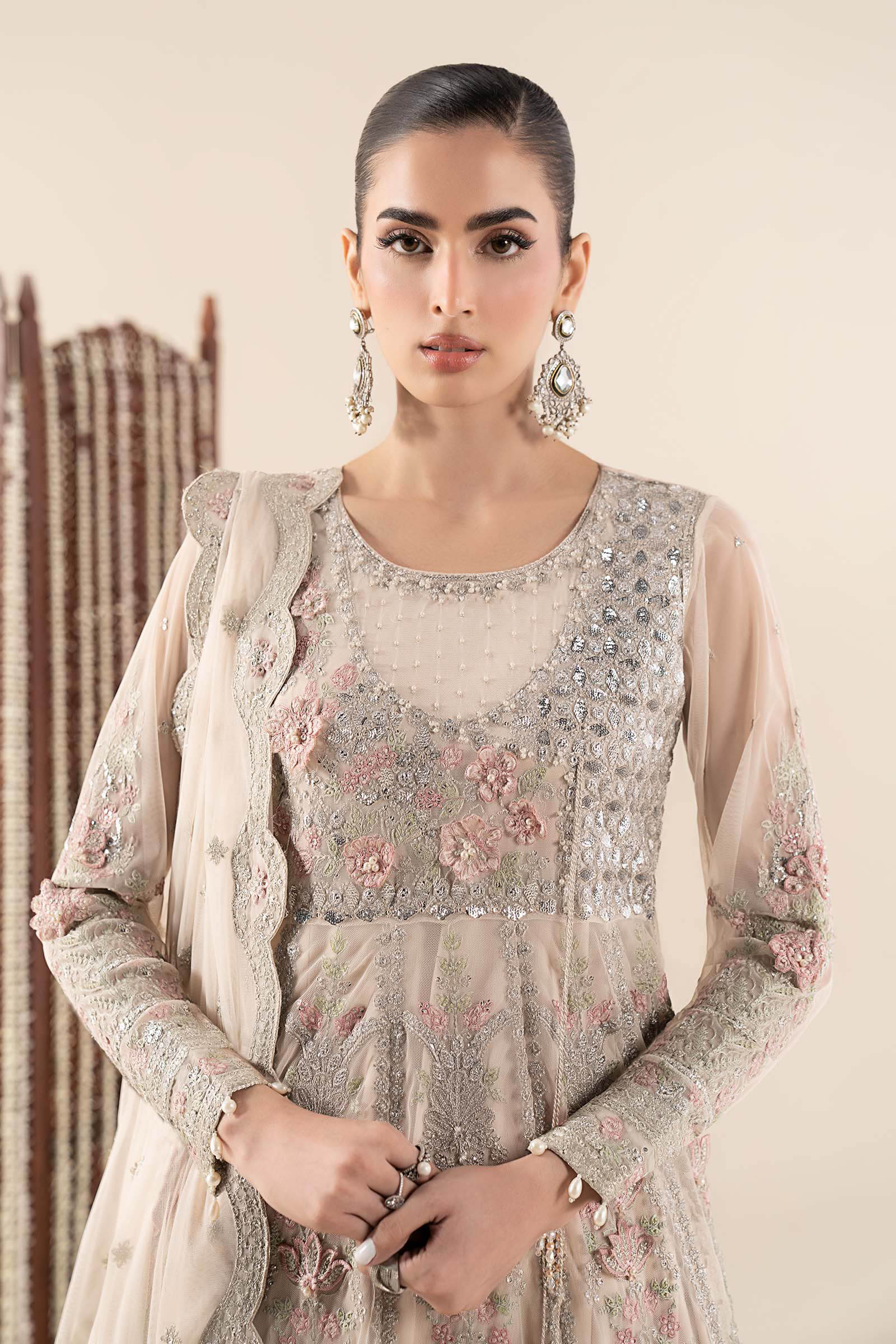 3 Piece Embroidered Net Suit - Image 4