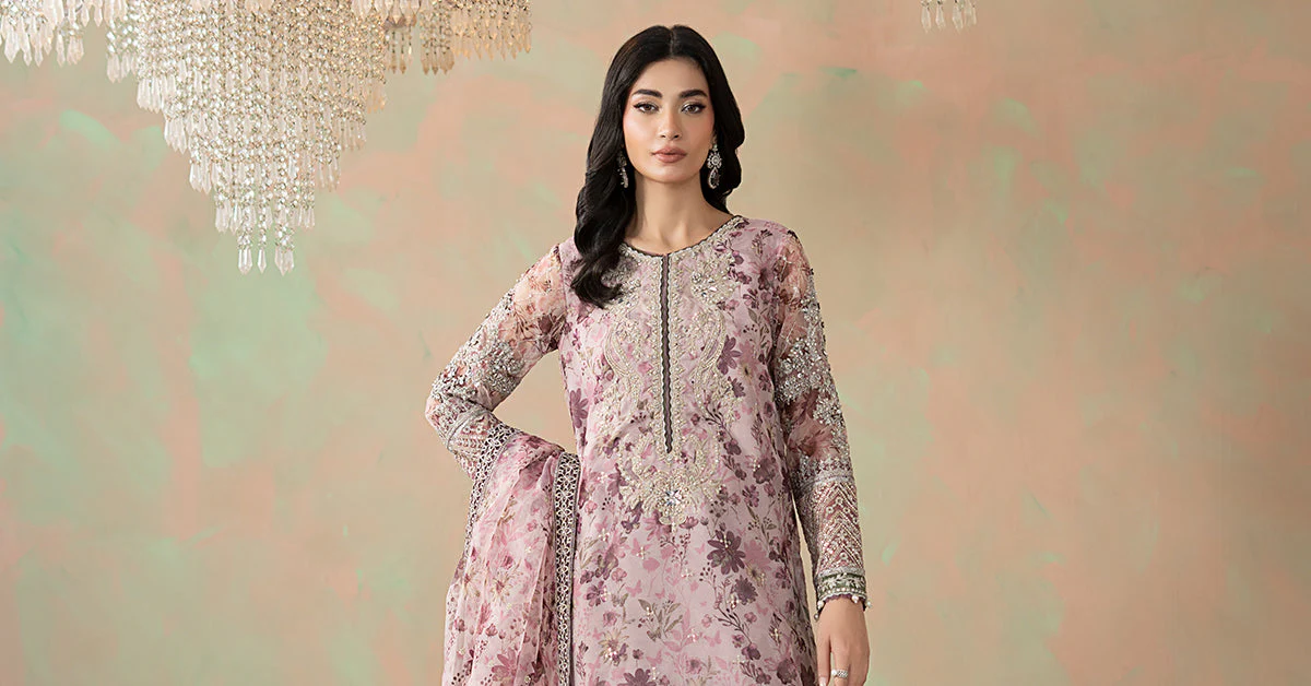 3 Piece Embroidered Organza Suit - Image 9