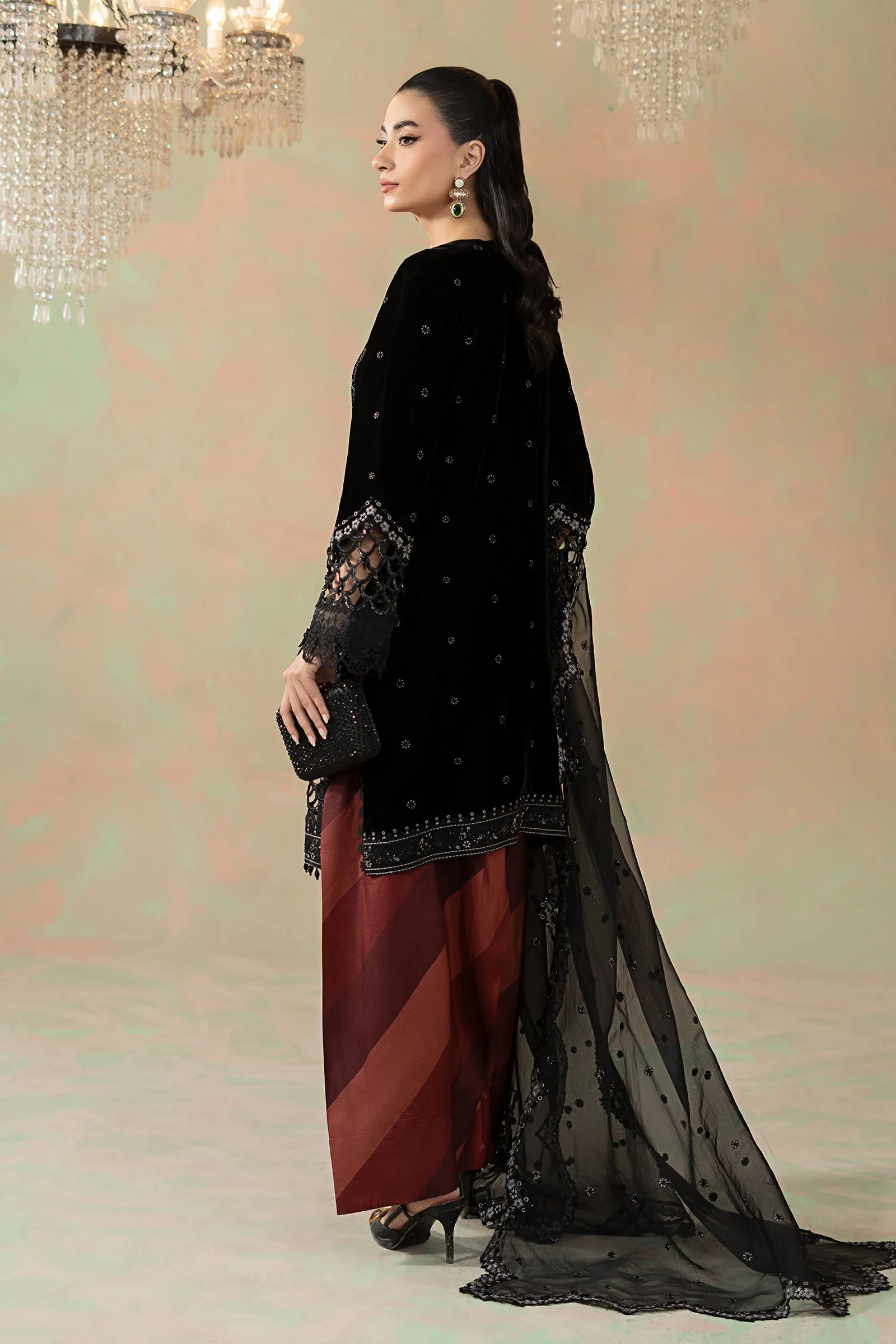 3 Piece Embroidered Velvet Suit - Image 8