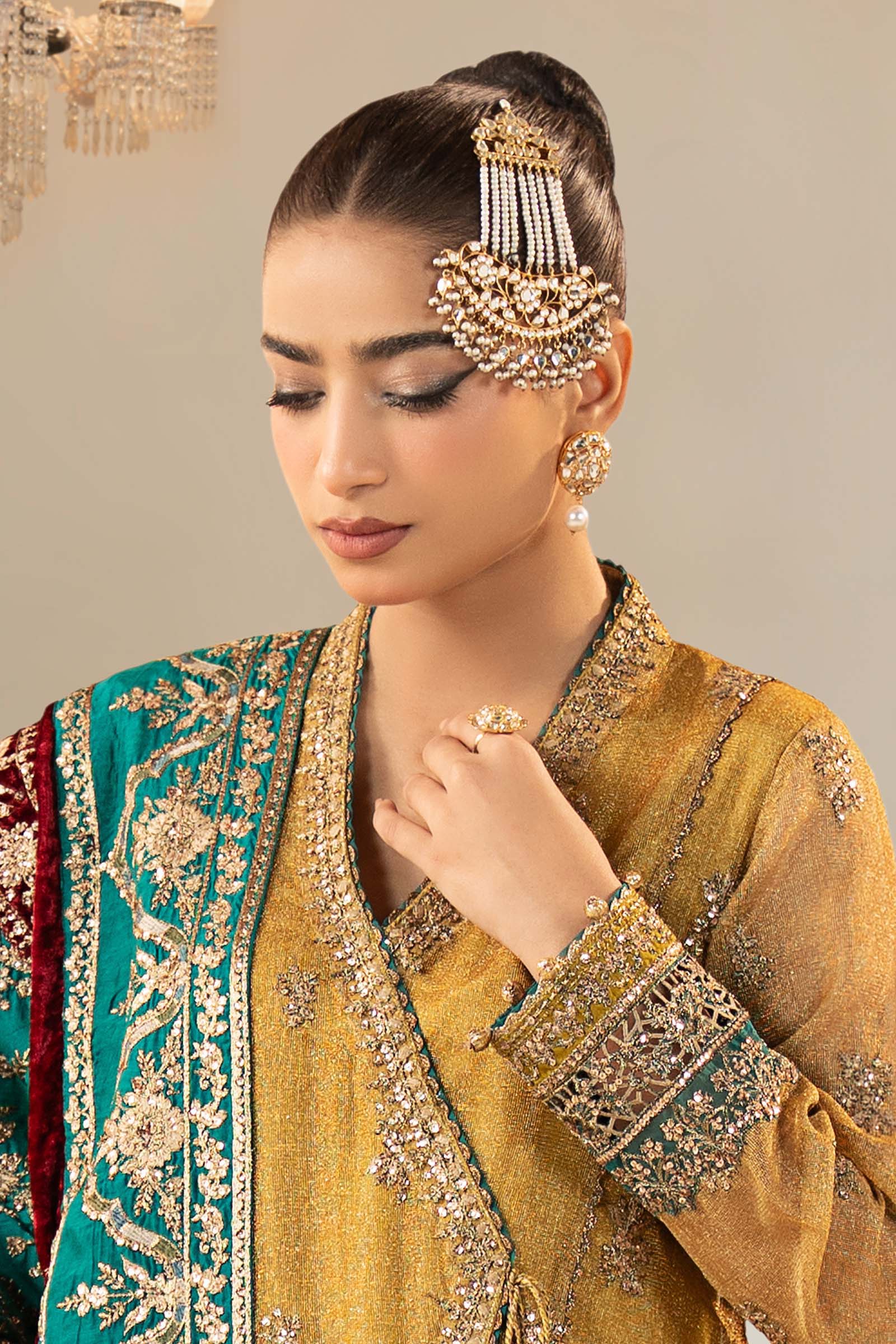 3 Piece Embroidered Zari Net Suit - Image 2