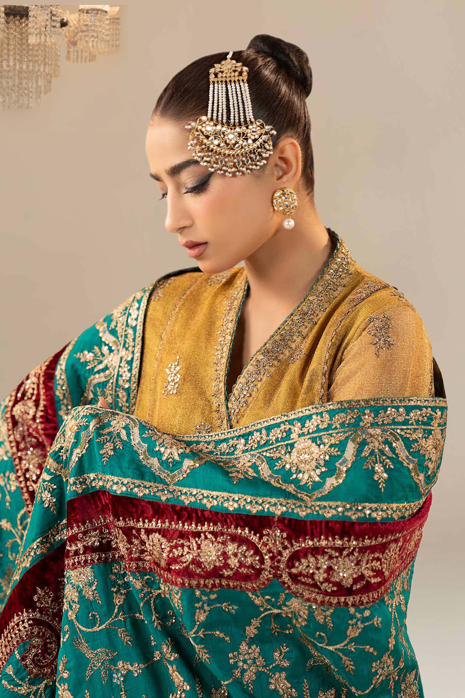 3 Piece Embroidered Zari Net Suit - Image 3