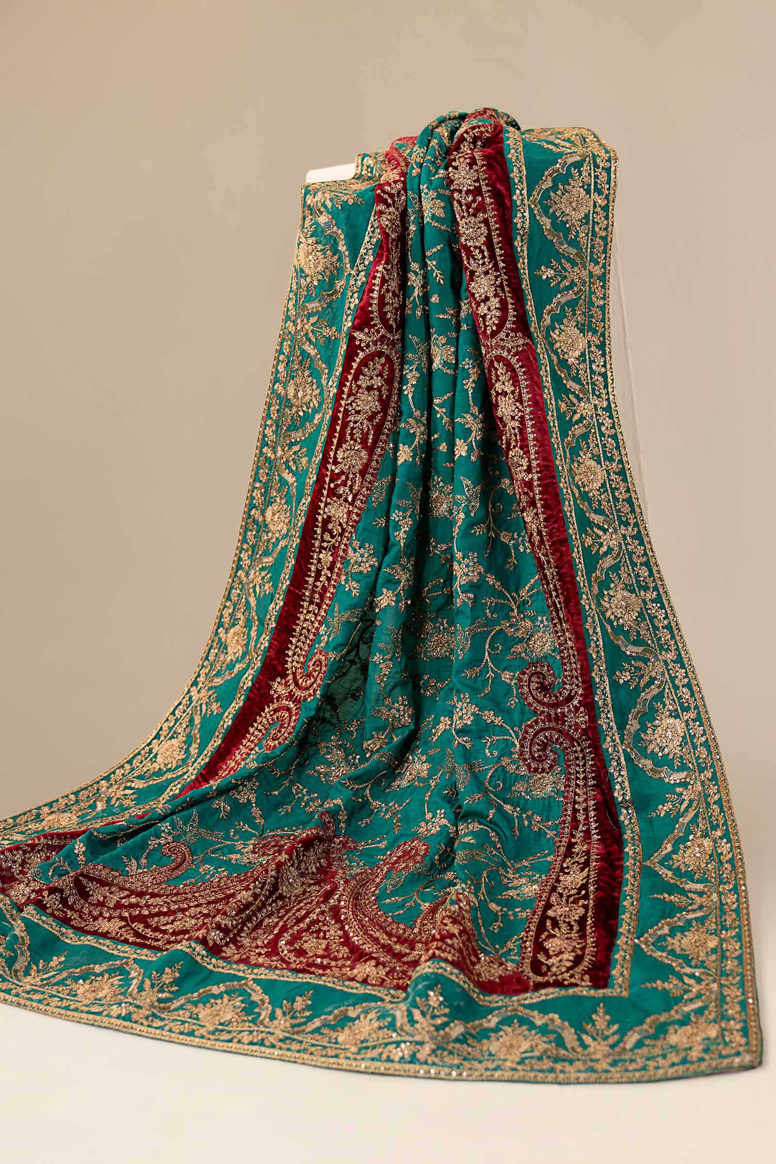 3 Piece Embroidered Zari Net Suit - Image 8
