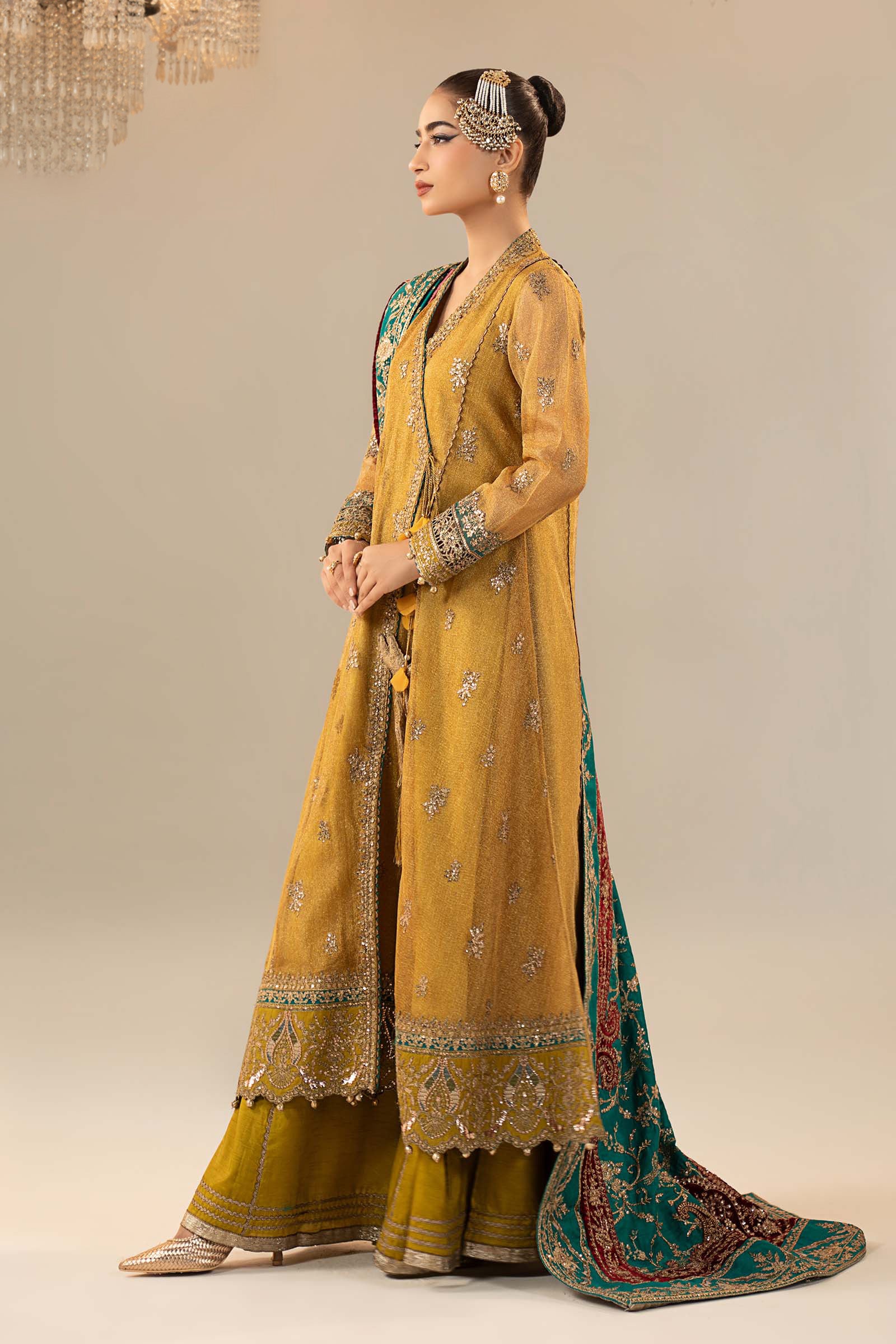 3 Piece Embroidered Zari Net Suit - Image 9