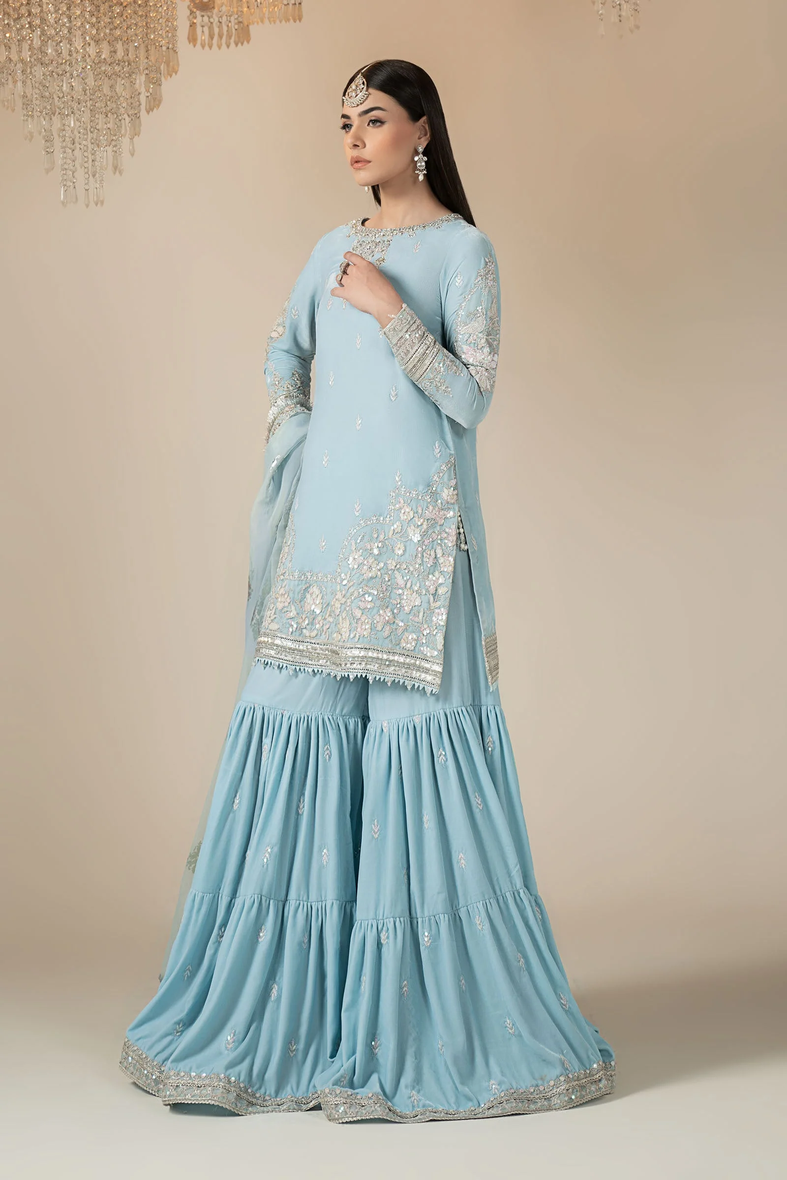 3 Piece Embroidered Velvet Suit - Image 8
