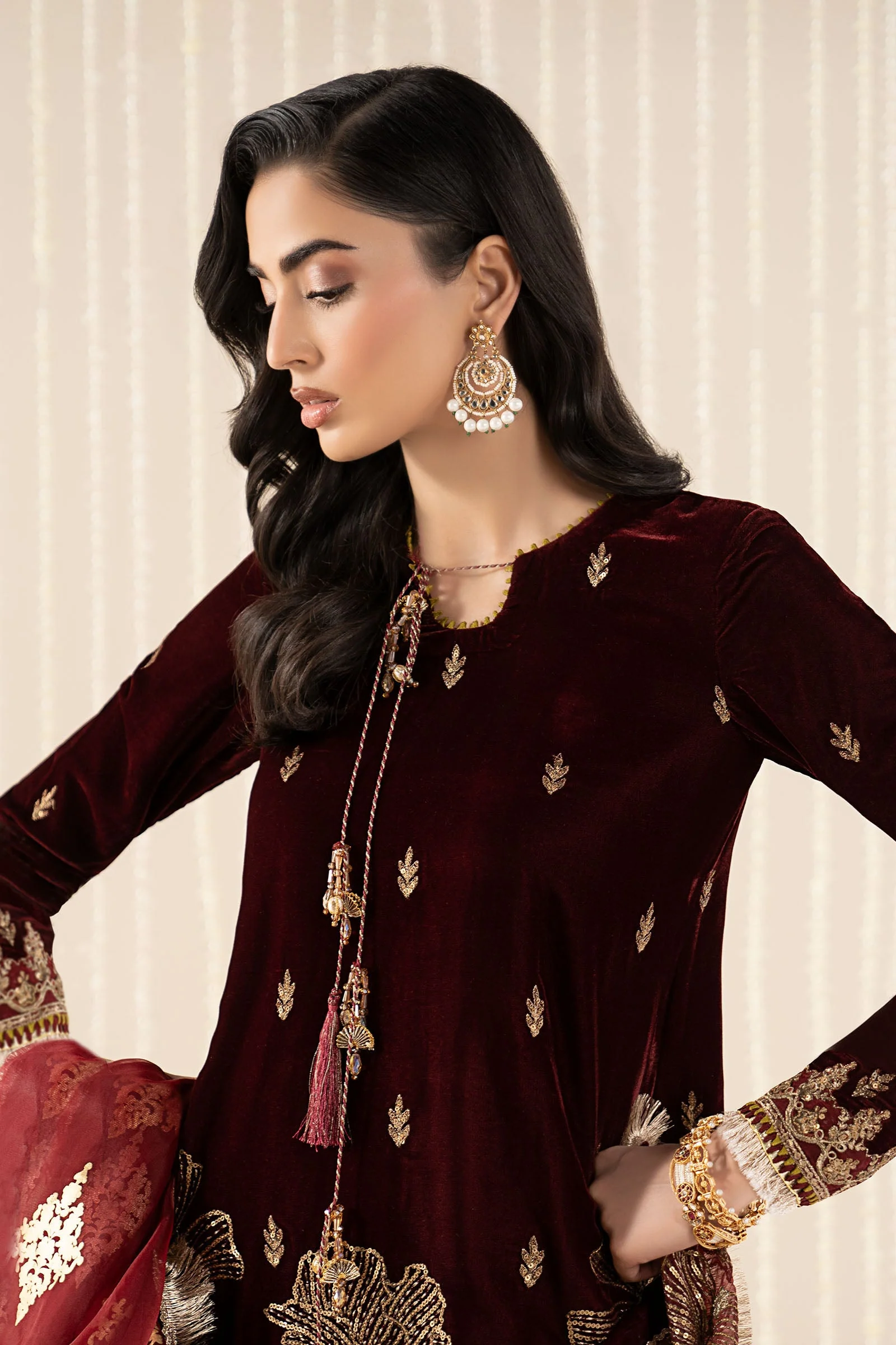 3 Piece Embroidered Velvet Suit - Image 4