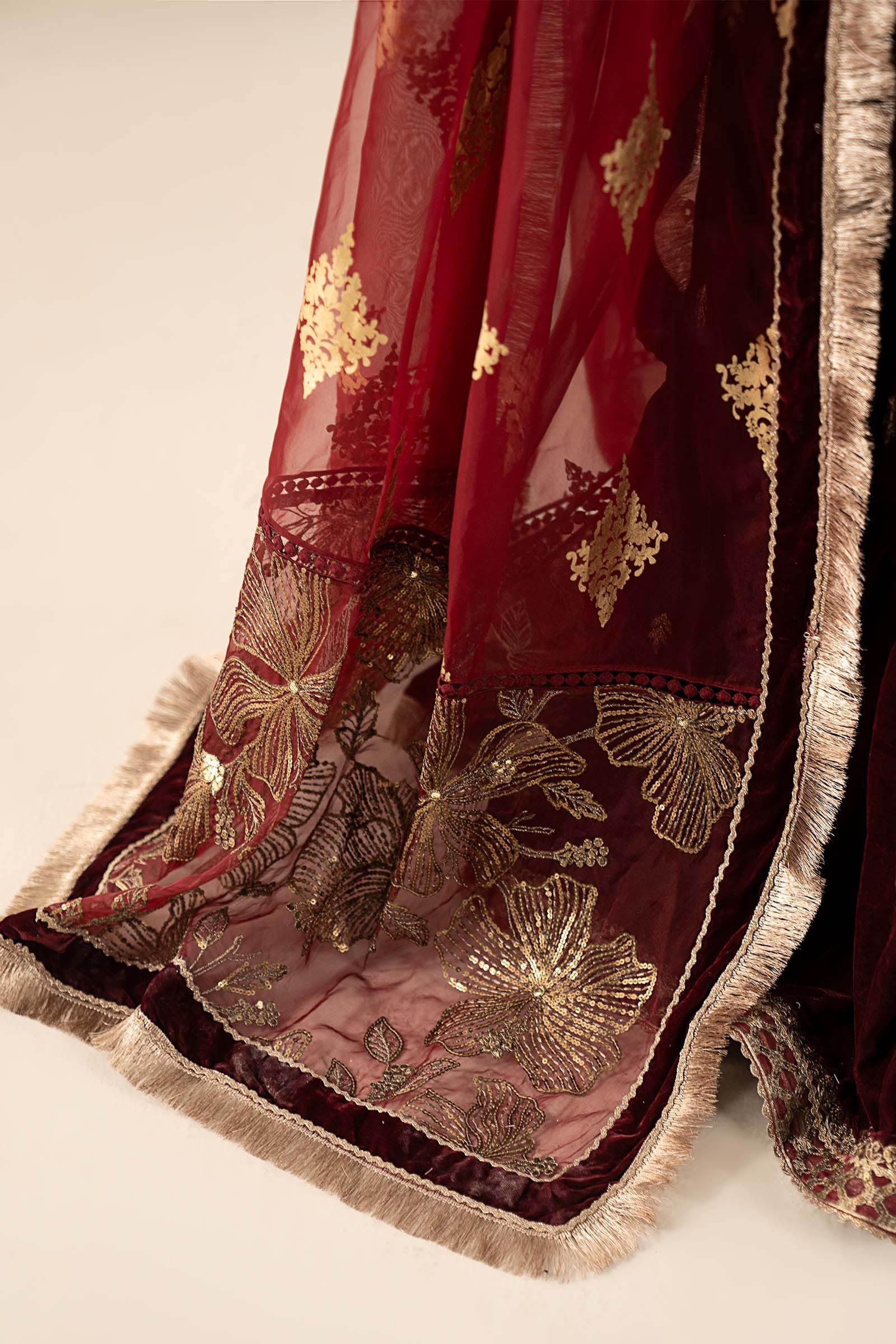3 Piece Embroidered Velvet Suit - Image 6