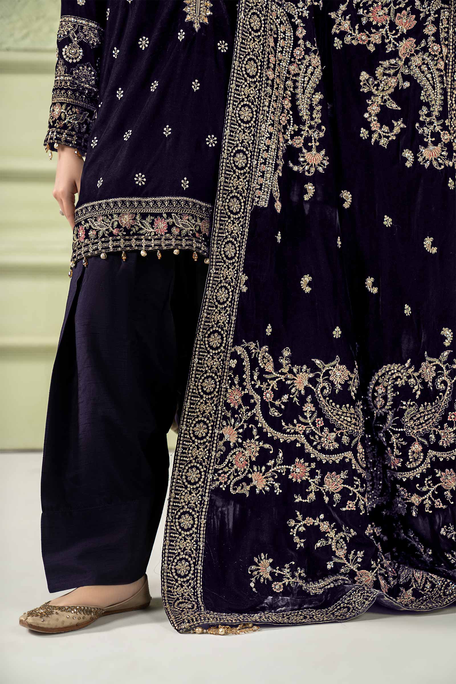 3 Piece Embroidered Velvet Suit - Image 6