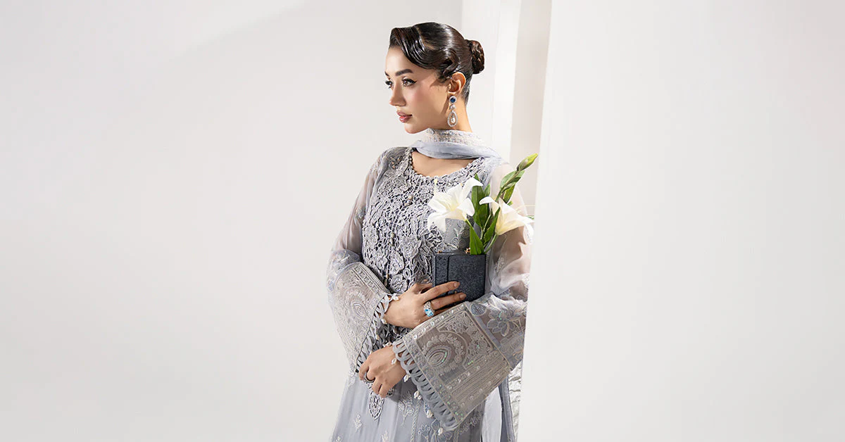 3 Piece Embroidered Chiffon Suit - Image 8