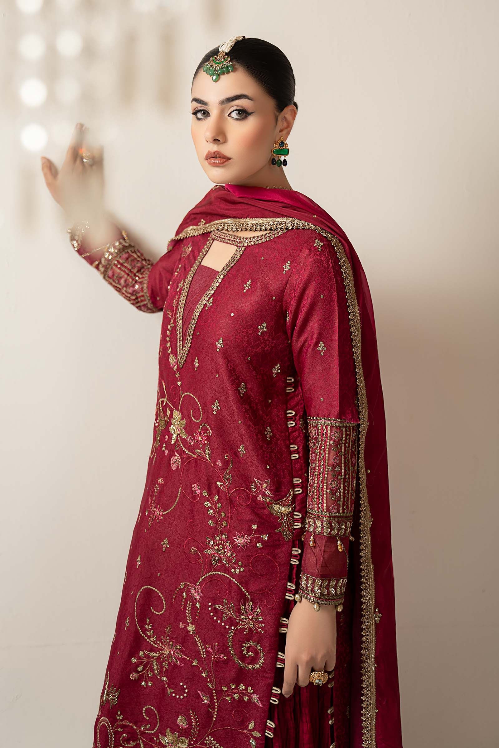 3 Piece Embroidered Jacquard Suit - Image 3