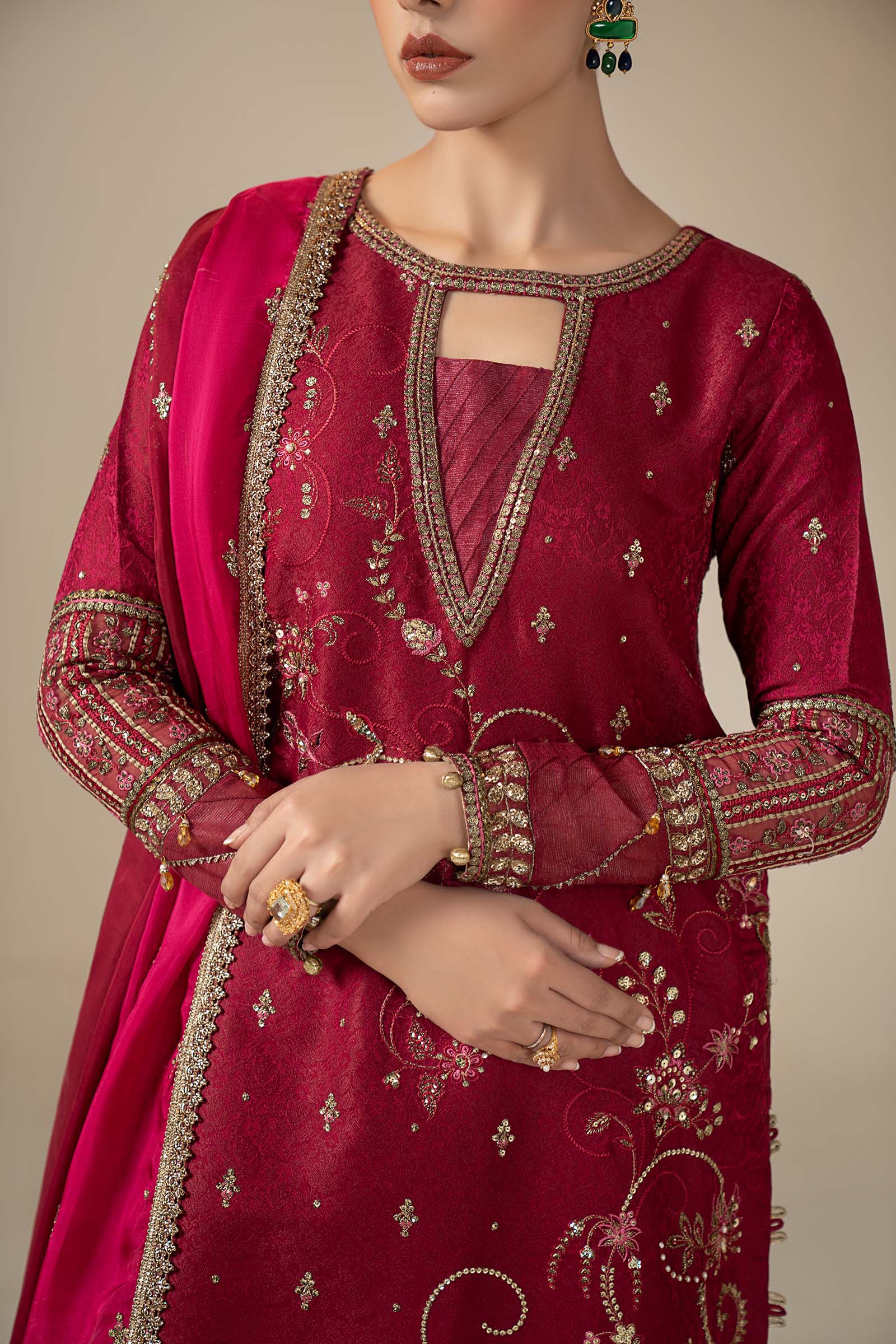 3 Piece Embroidered Jacquard Suit - Image 4