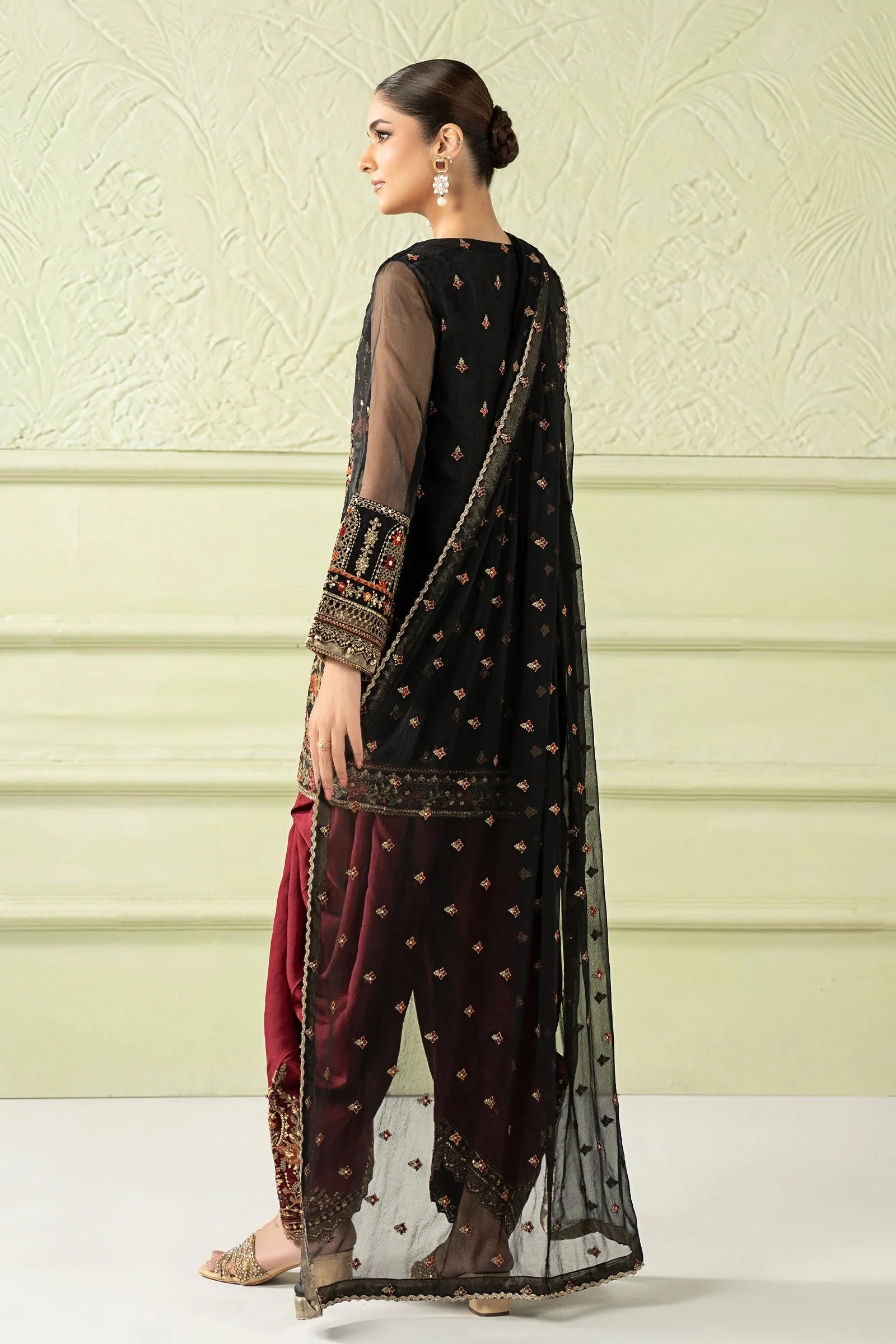 3 Piece Embroidered Organza Suit - Image 7