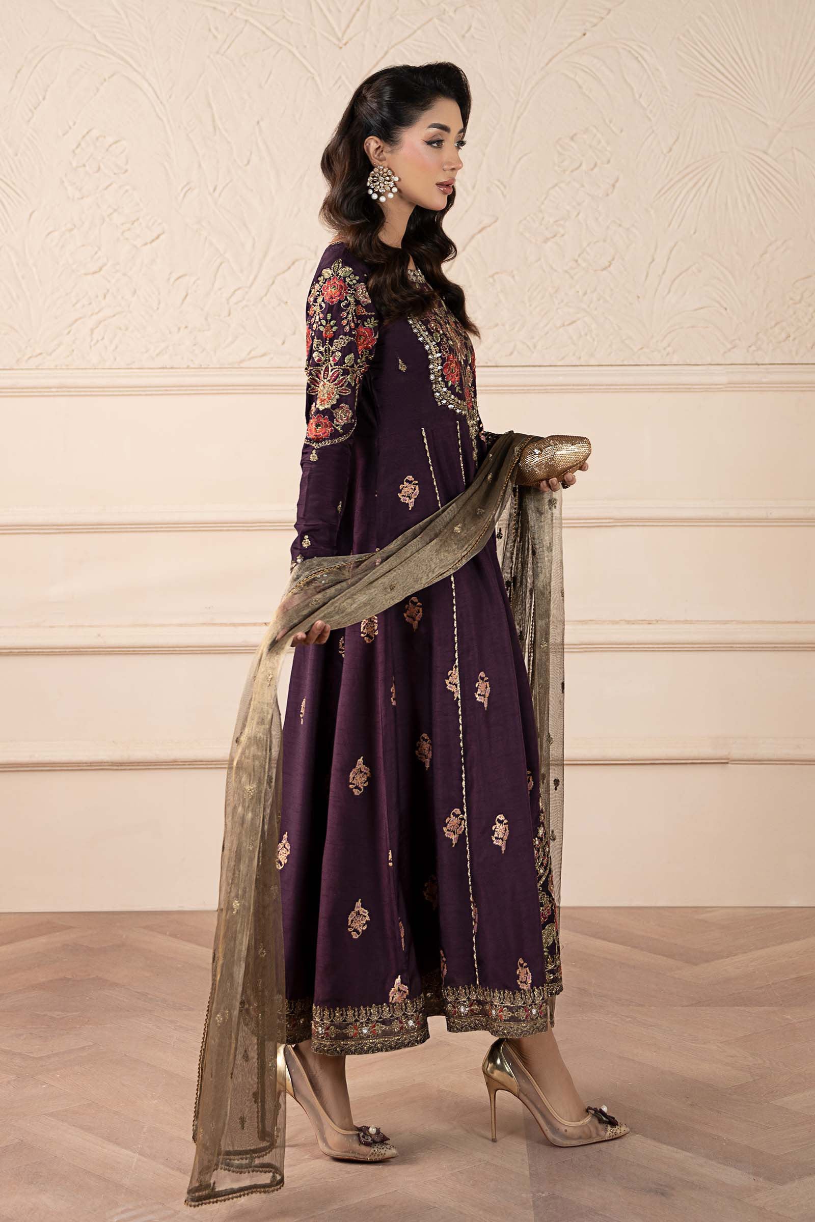 3 Piece Embroidered Raw Silk Suit - Image 6
