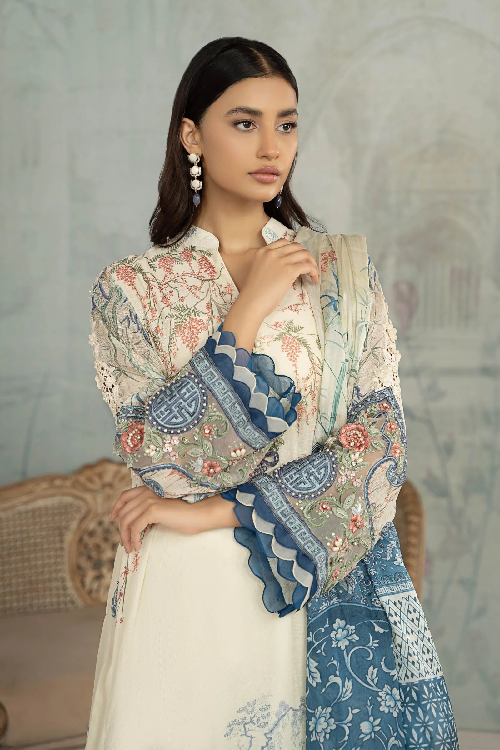 Suit Off White SN-PF23-01 - Image 2