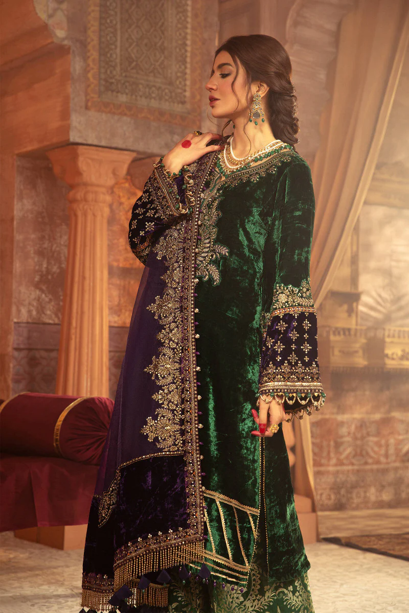 Unstitched Velvet VEL-20-108-Emerald Green - Image 3