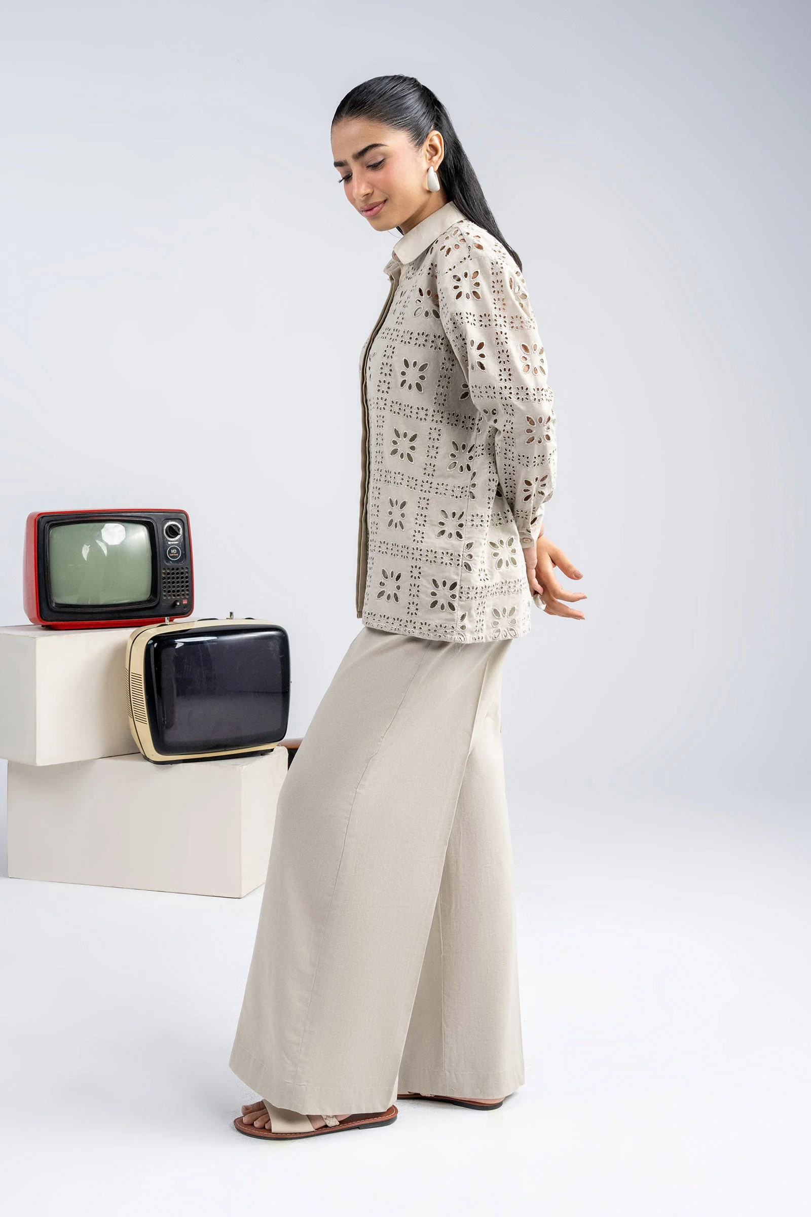 Schiffli Co-Ord Set - Image 5