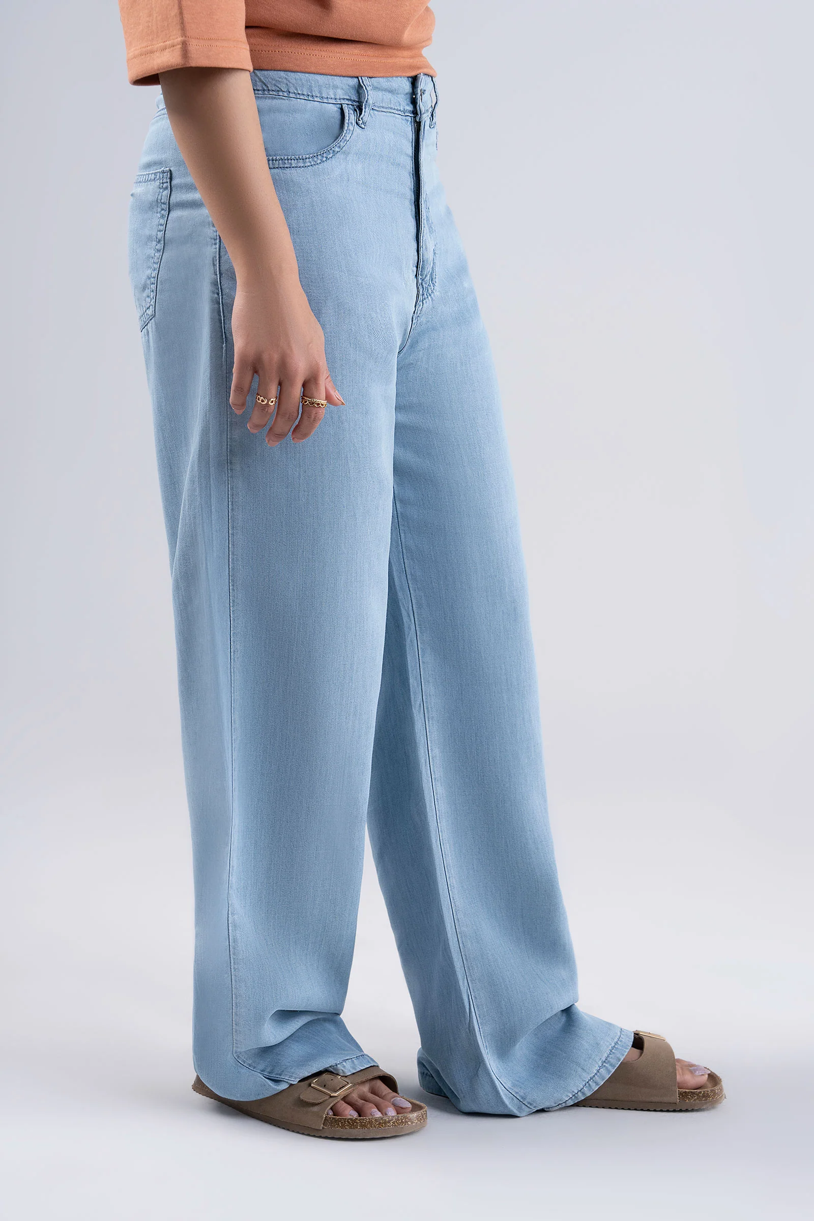 Wide-Leg Jeans - Image 2
