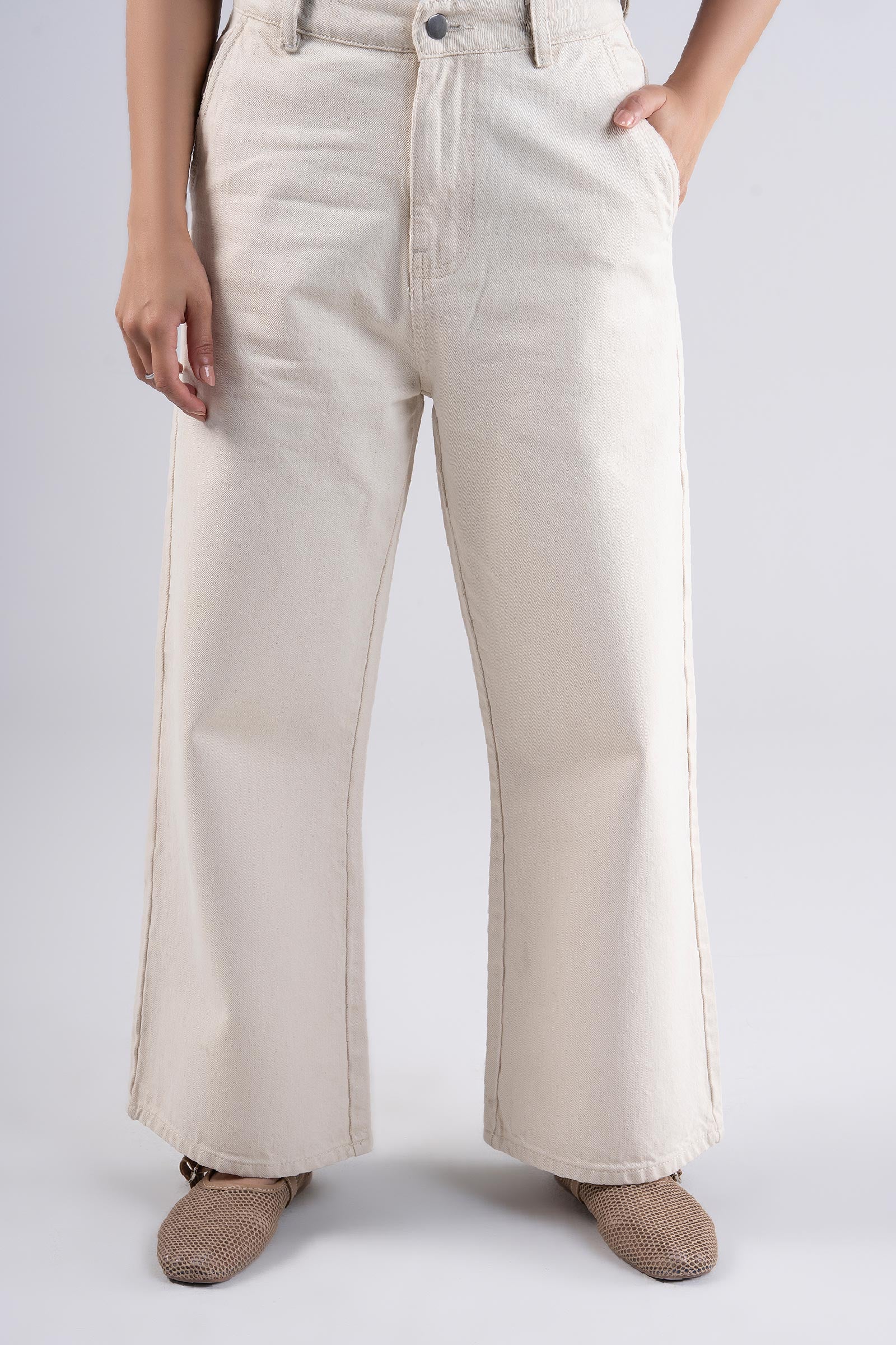 Cropped Wide-Leg Jeans