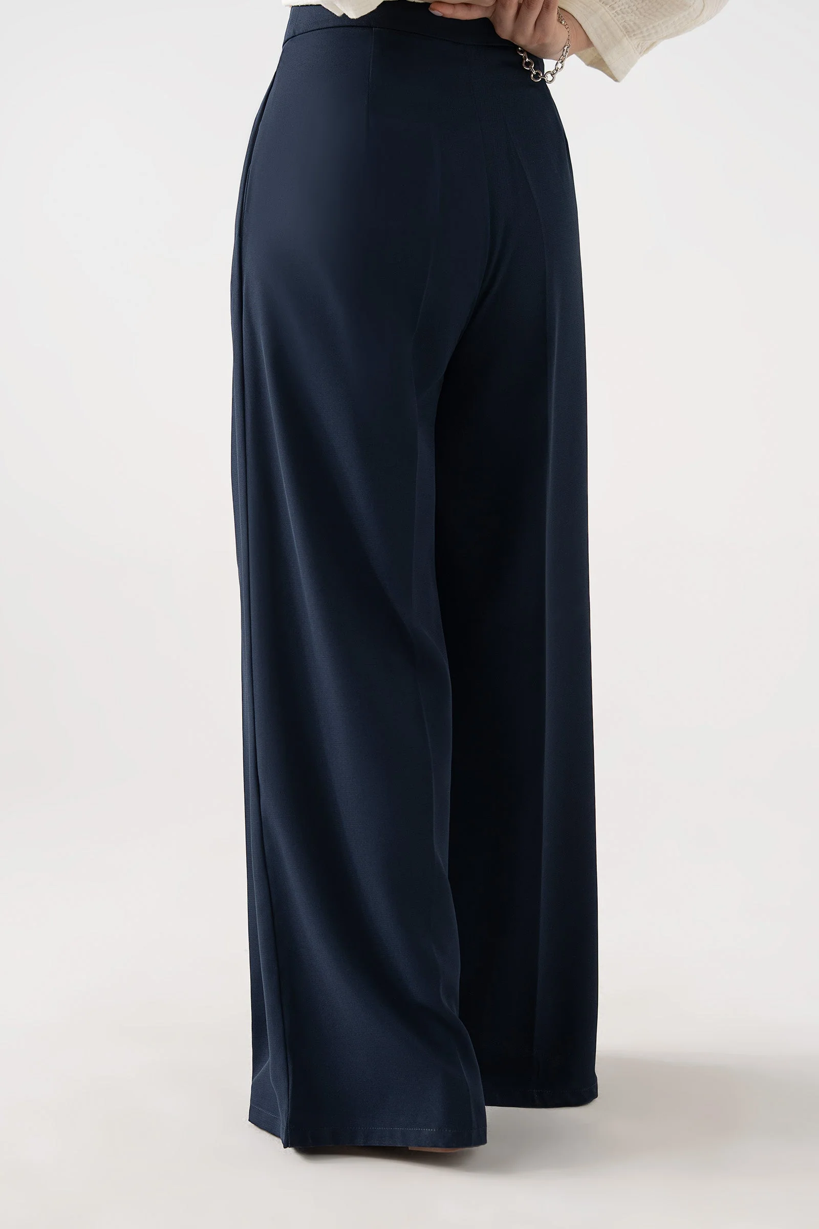 Pleated Wide Pants - Image 4
