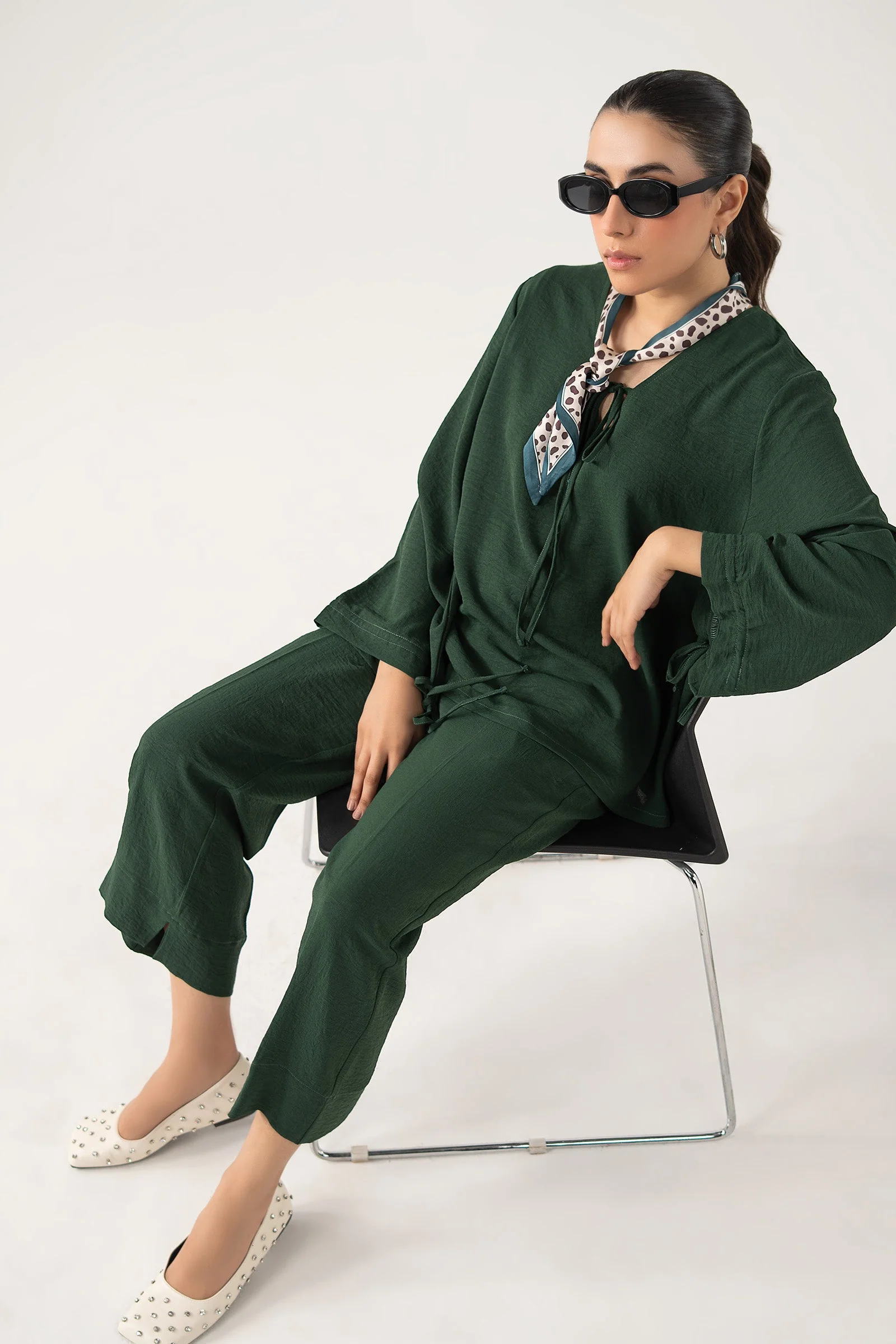Stretchy Crepe Set - Image 3