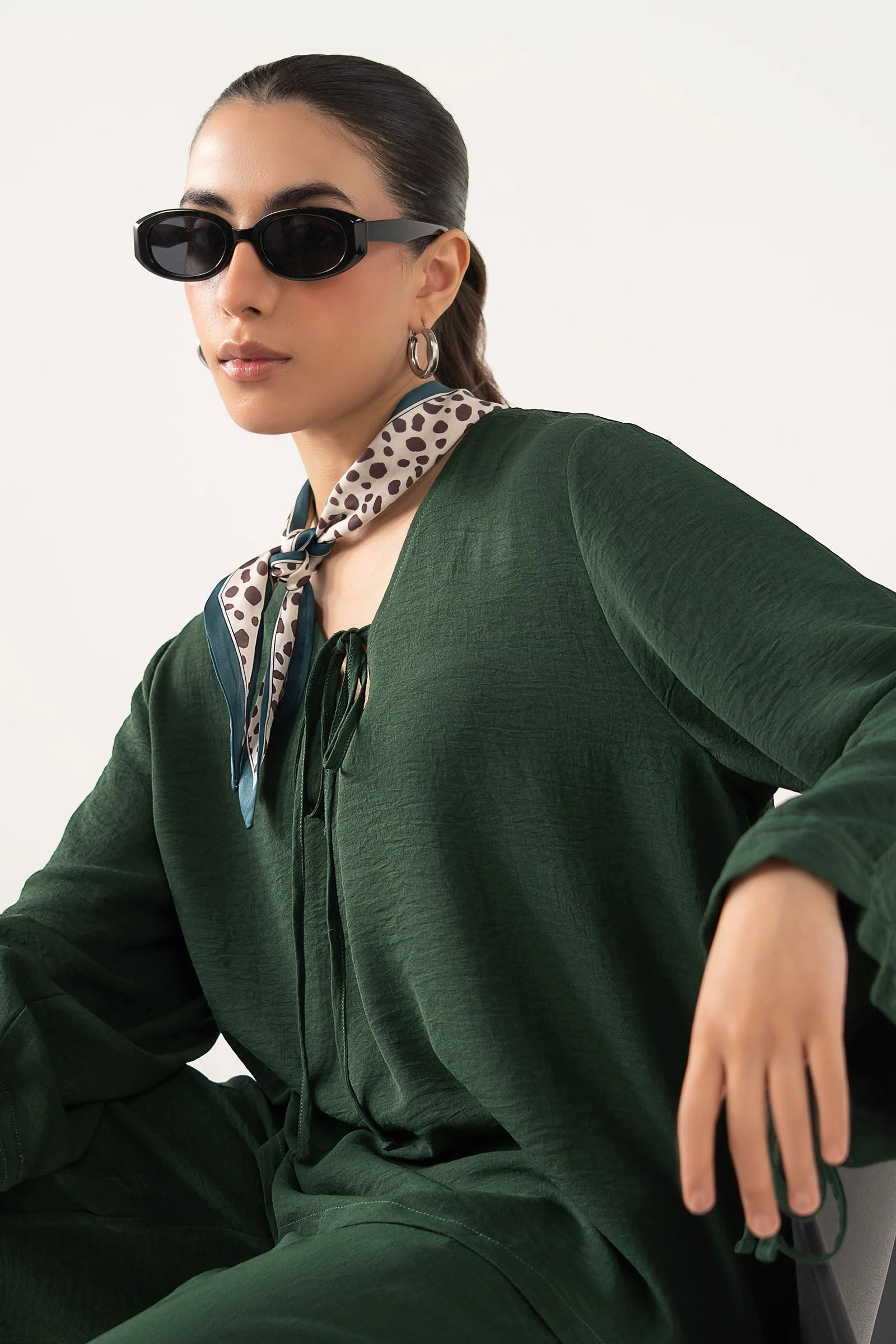 Stretchy Crepe Set - Image 4