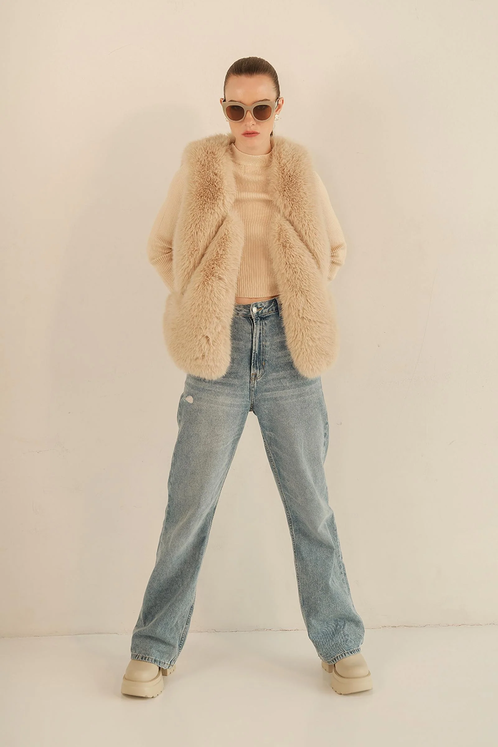 Fur Gilet - Image 3