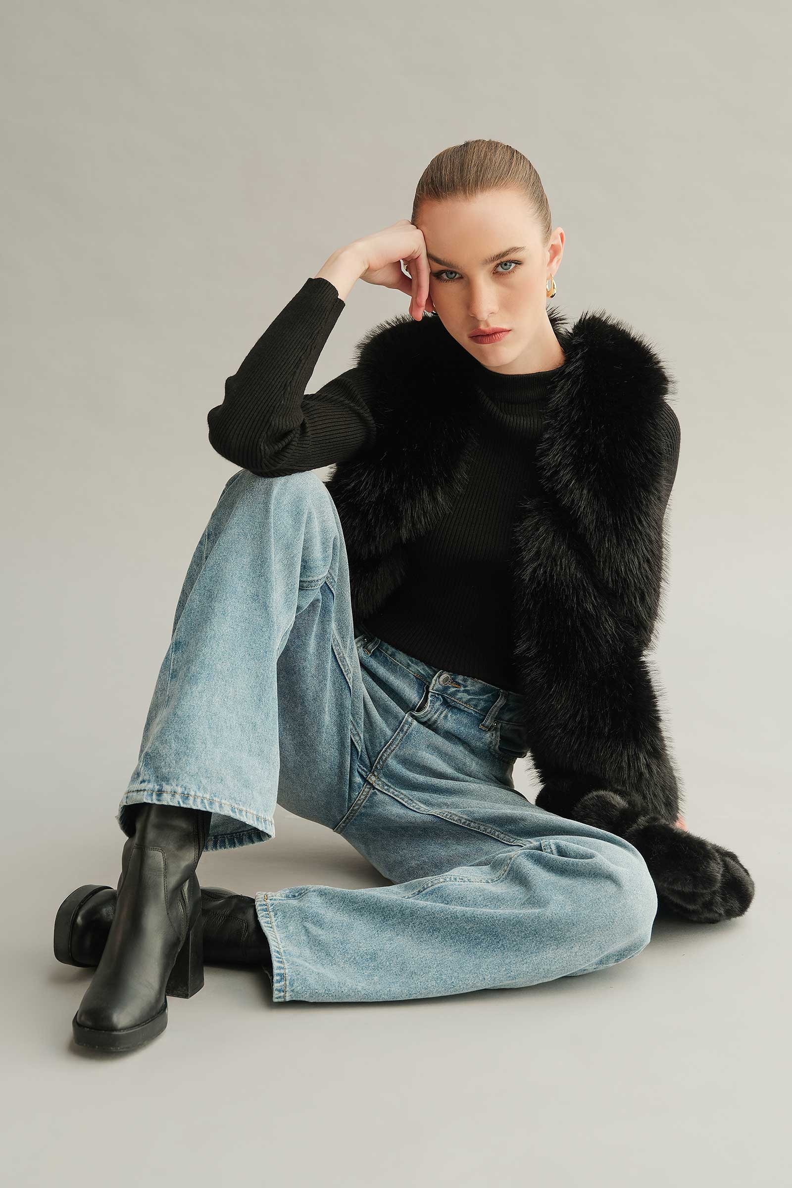 Fur Gilet - Image 3