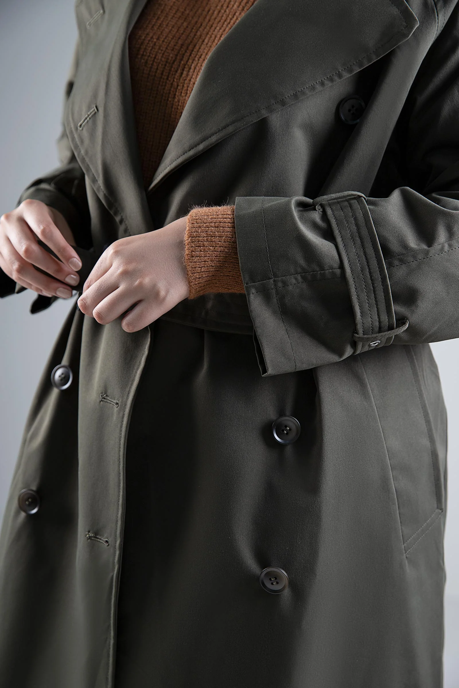 Classic Trench Coat - Image 6