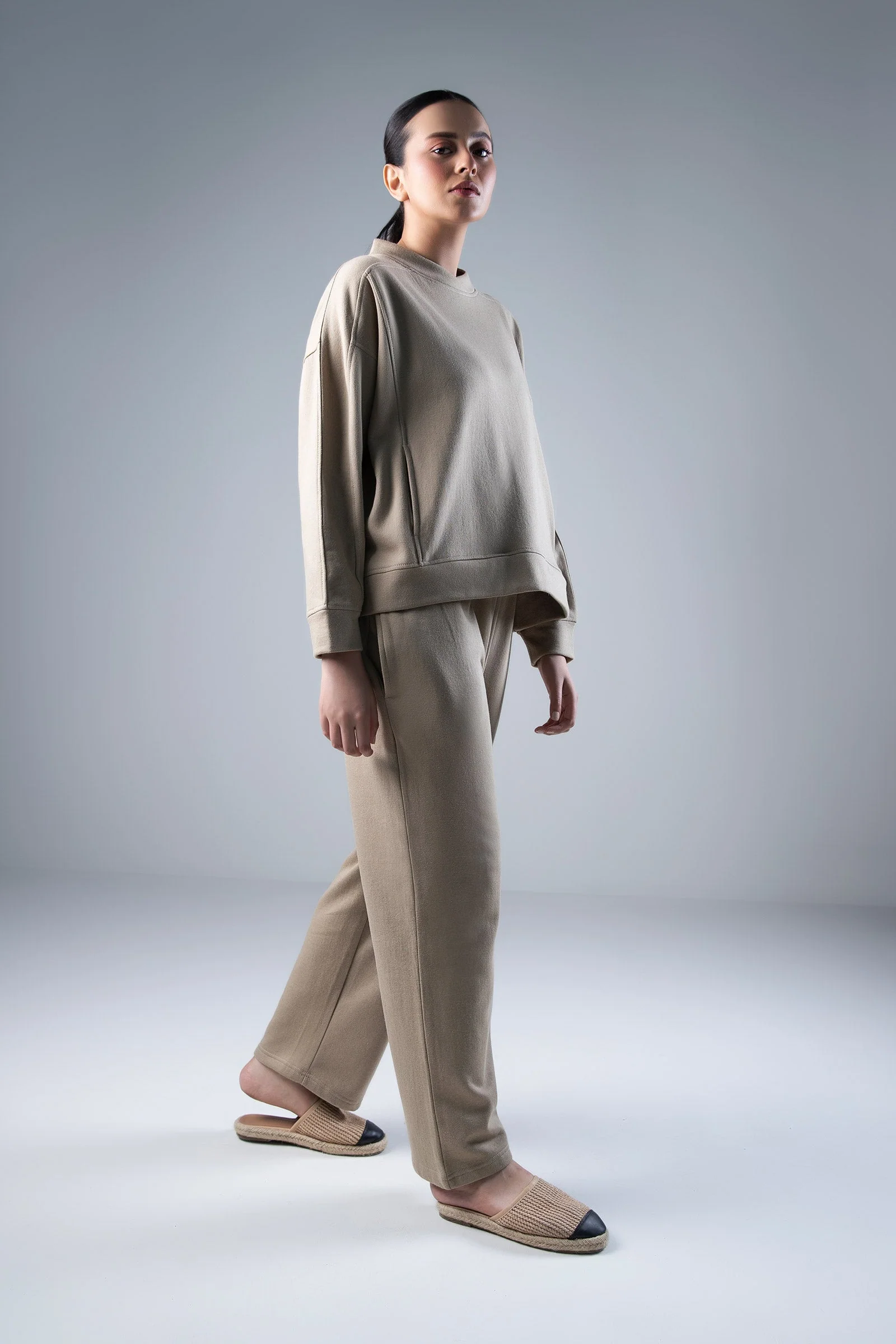 Relaxed Everyday Set - Image 7