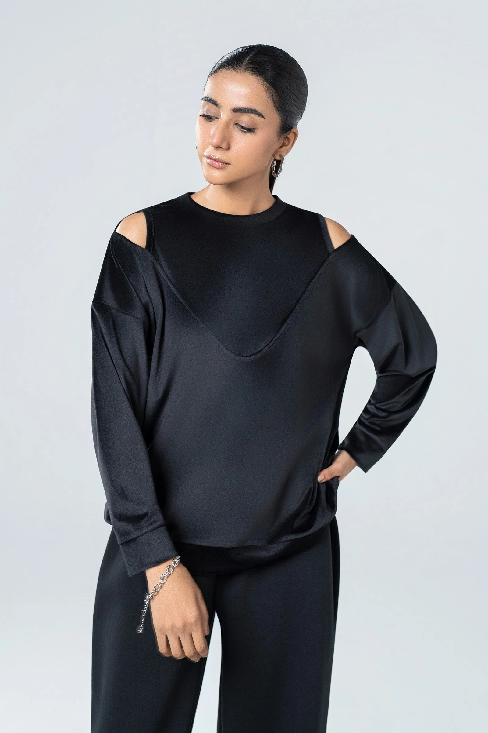 Relaxed Halter Neck Co-ord Set - Image 3
