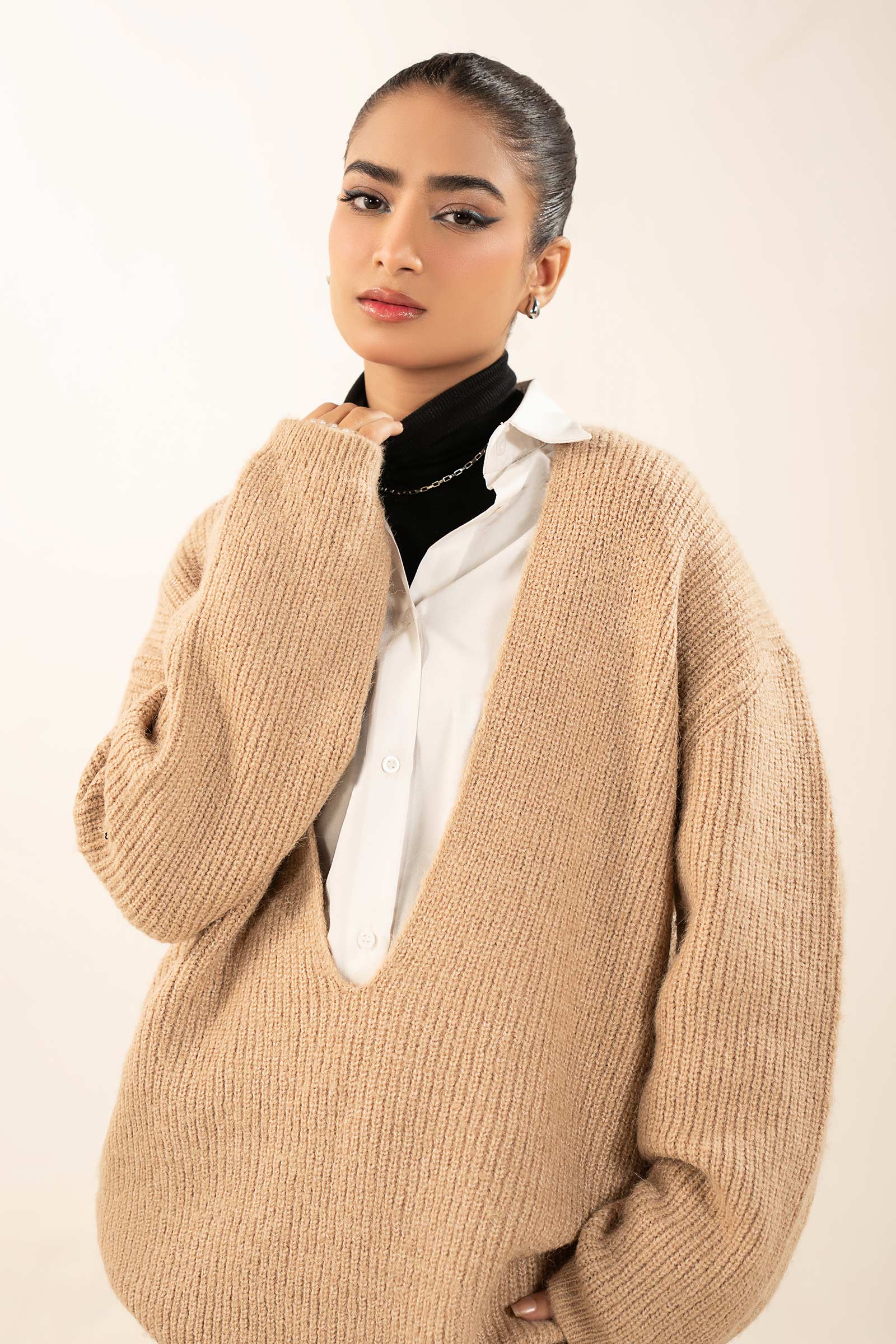 V-Neck Pullover Sweater - Image 4