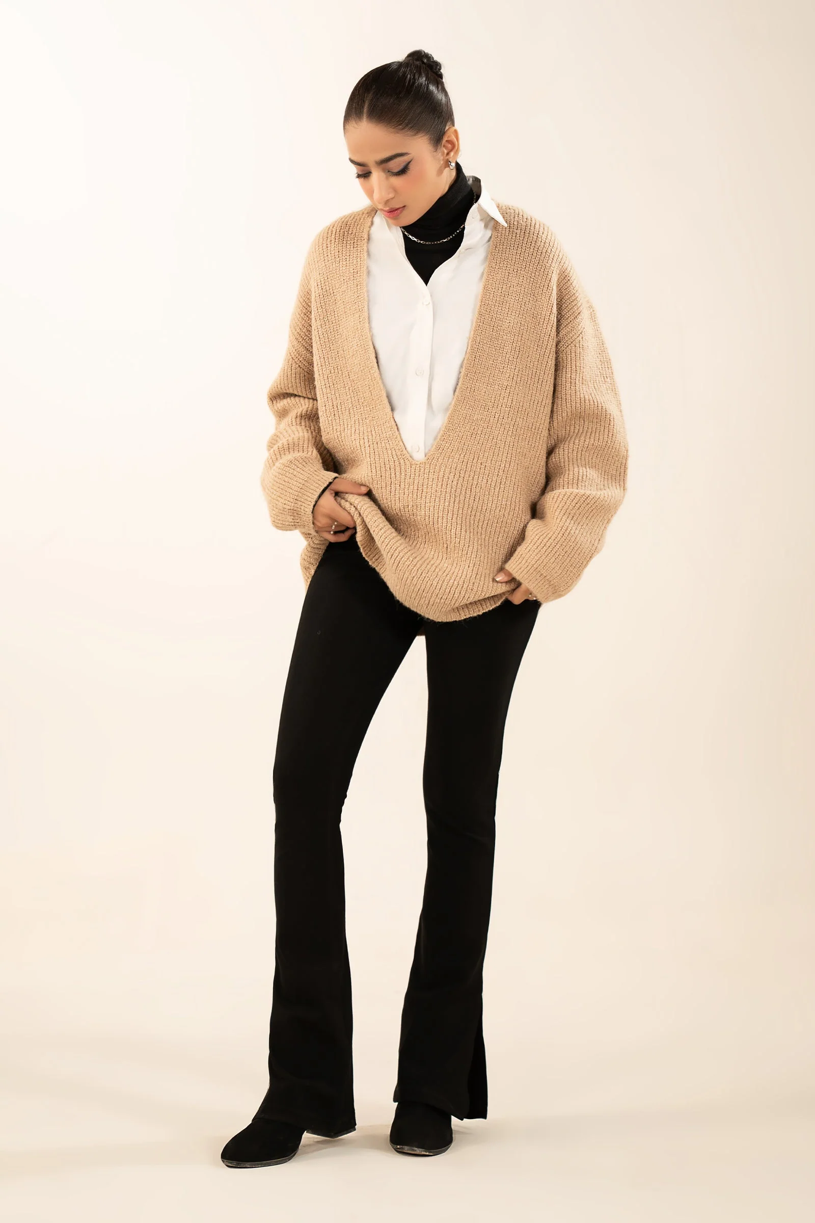 V-Neck Pullover Sweater - Image 7