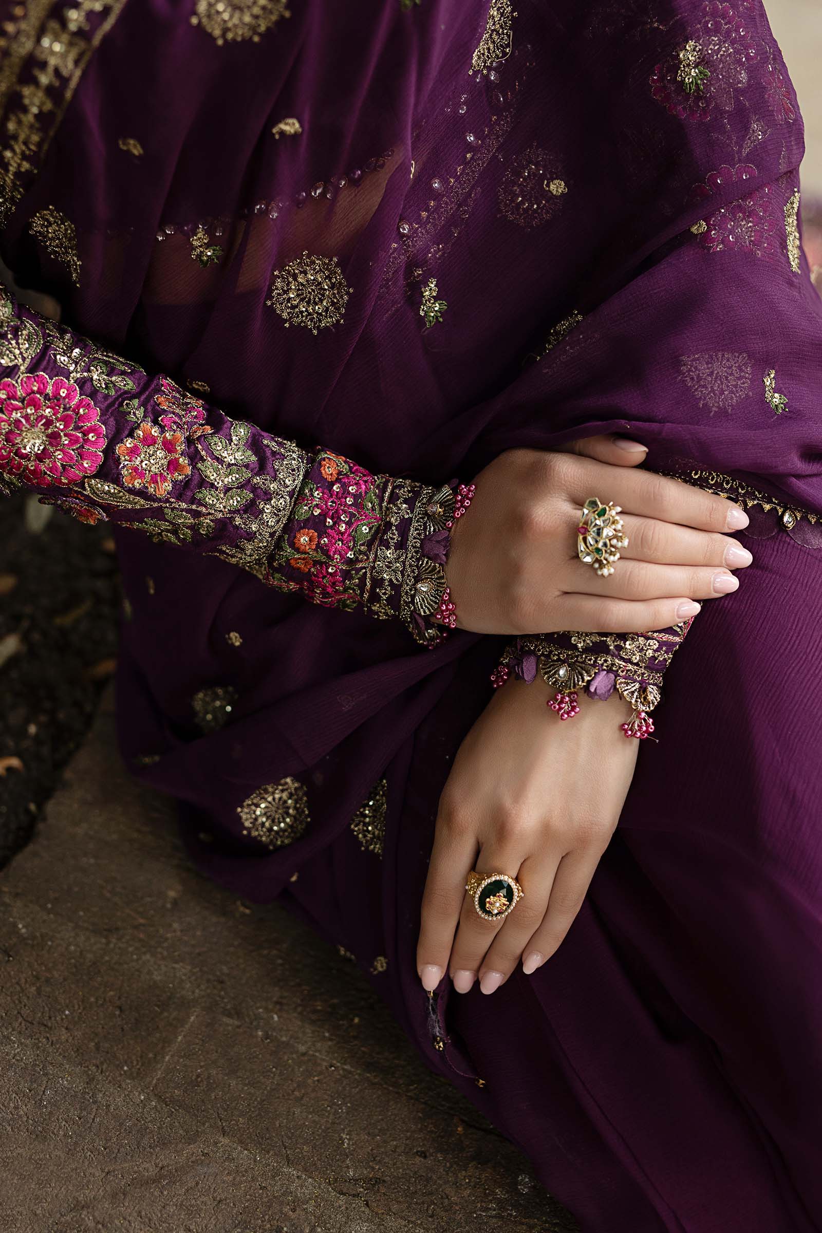 Unstitched Embroidered Chiffon Saree - Image 5