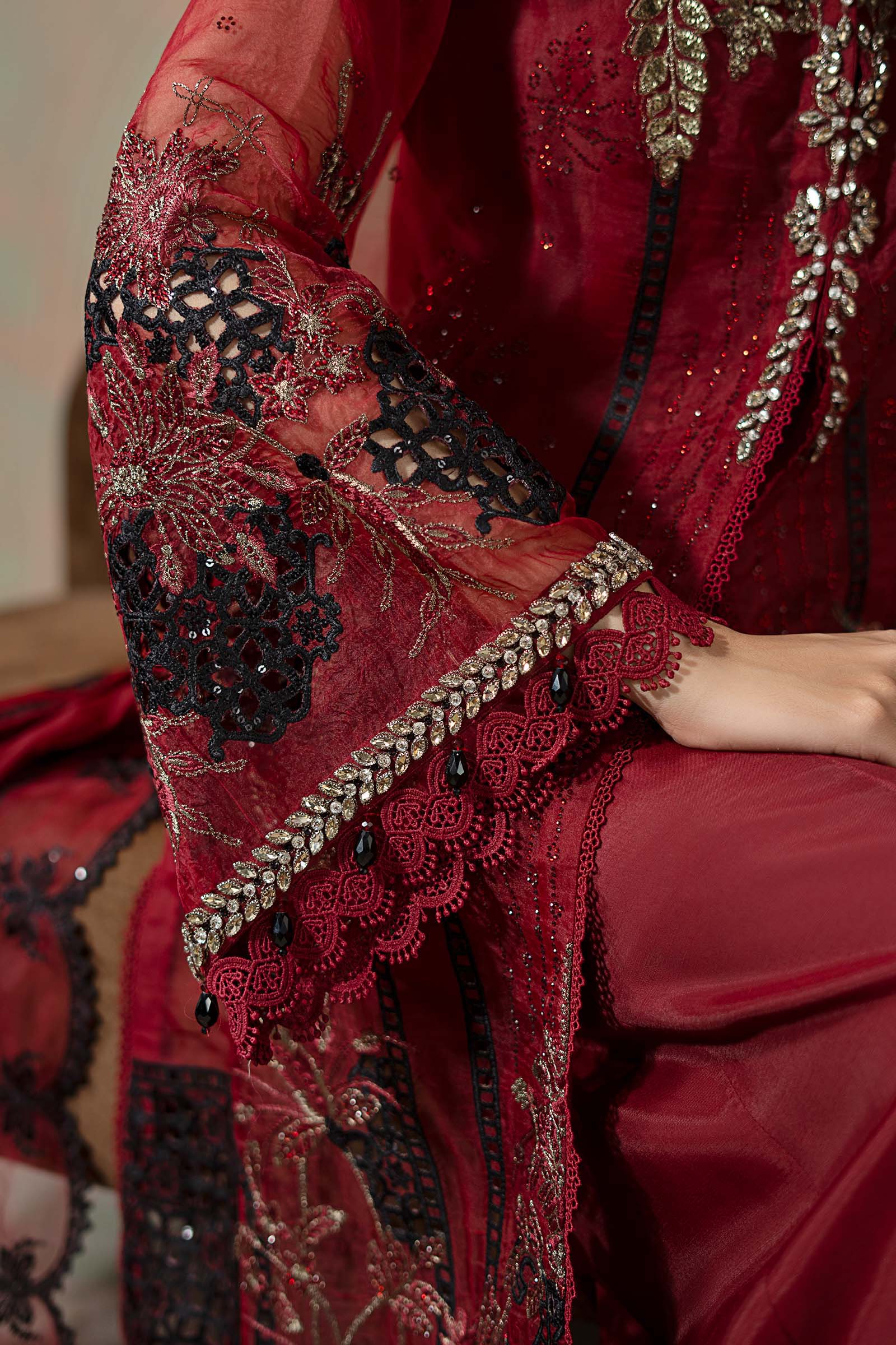 3 Piece Embroidered Organza Suit - Image 4
