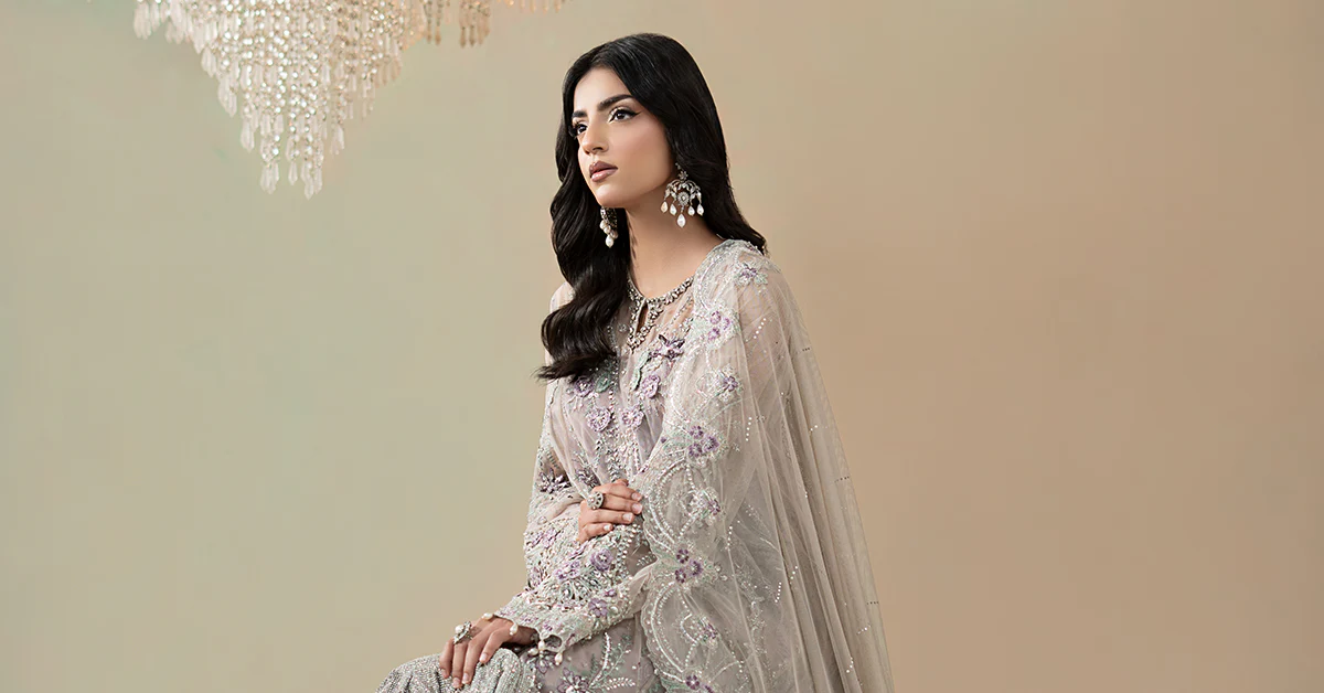 3 Piece Embroidered Net Suit - Image 9