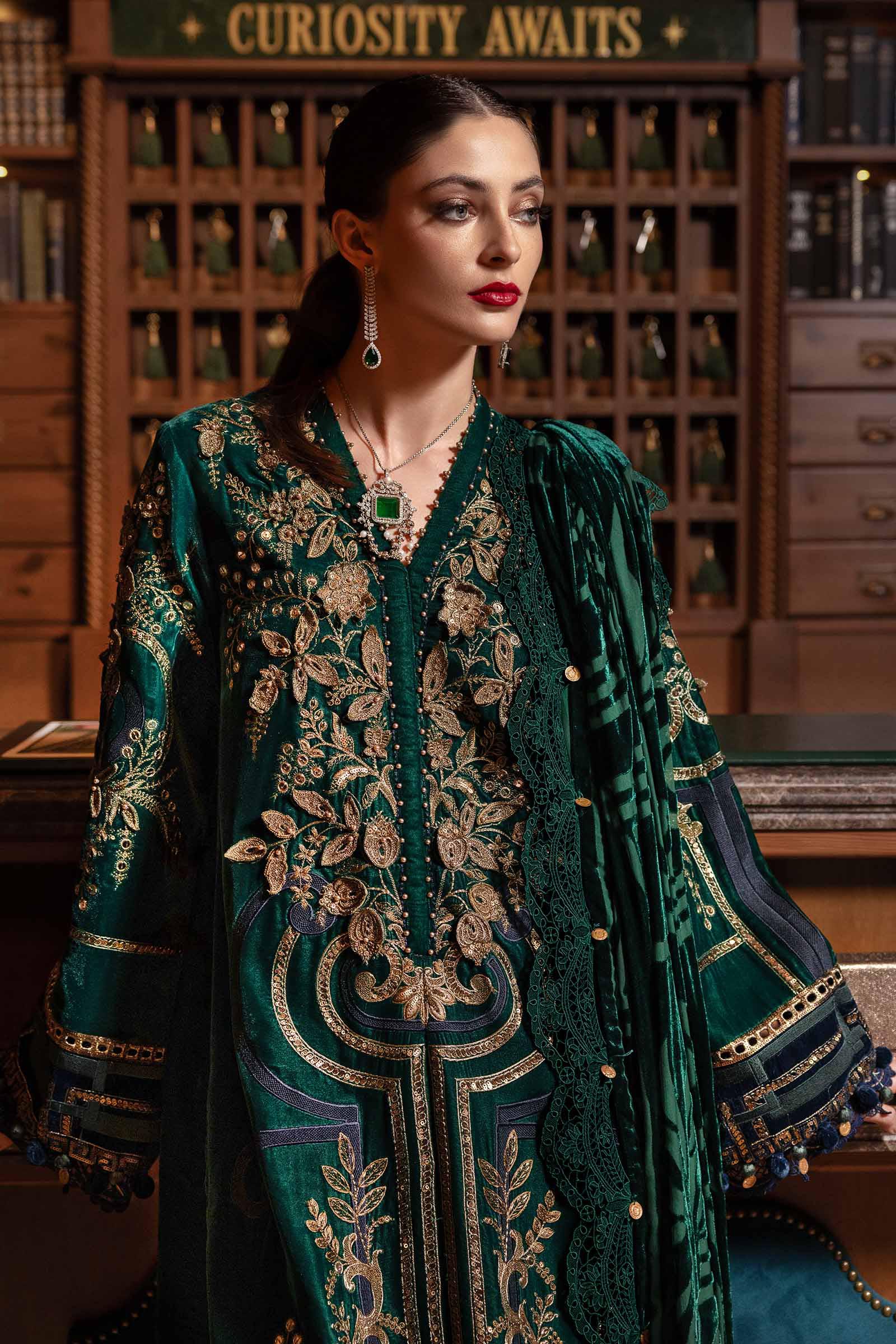 3 Piece Unstitched Embroidered Velvet Suit - Image 3