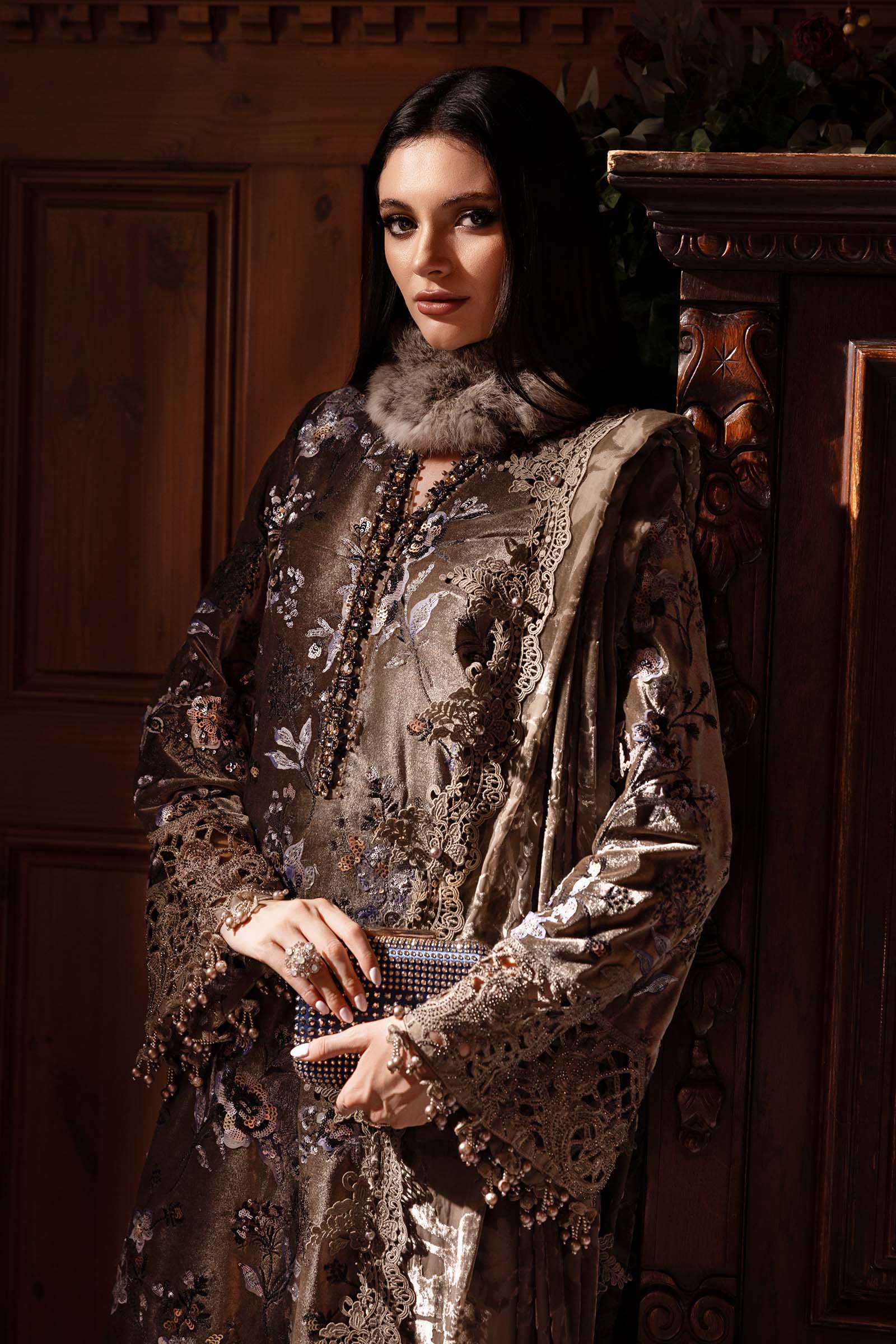 3 Piece Unstitched Embroidered Velvet Suit - Image 4
