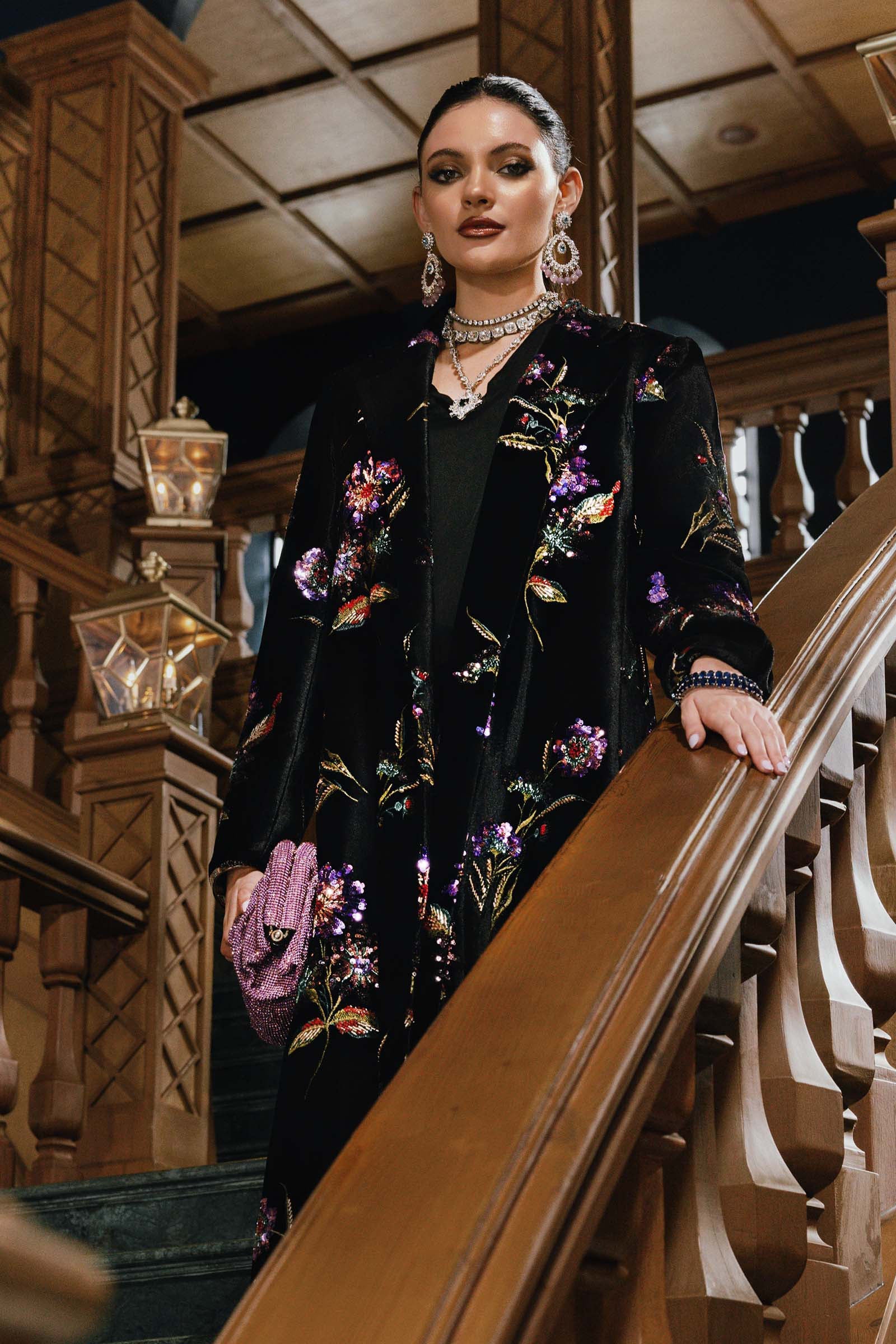 3 Piece Unstitched Embroidered Velvet Suit - Image 4