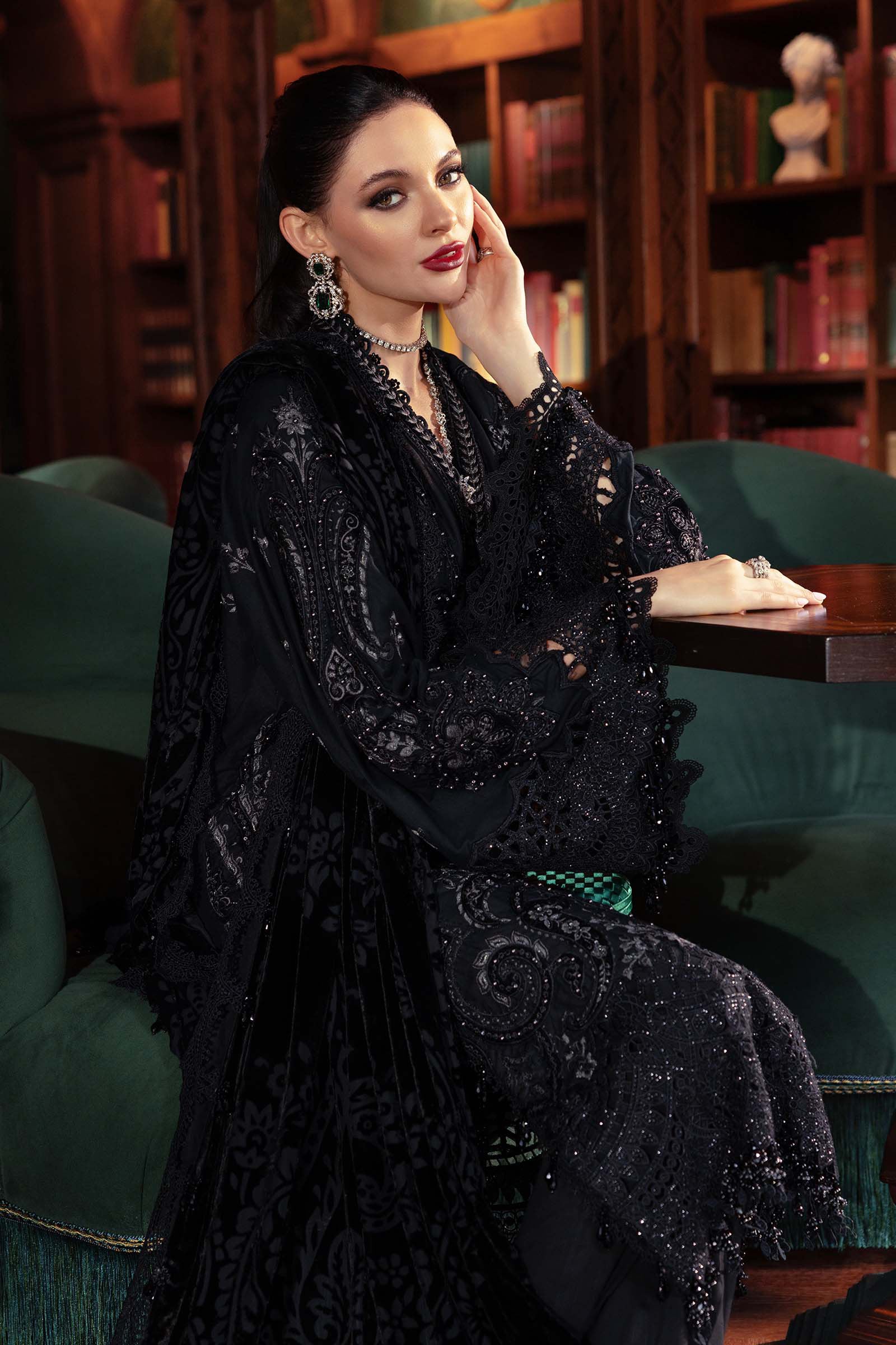3 Piece Unstitched Embroidered Linen Suit - Image 6