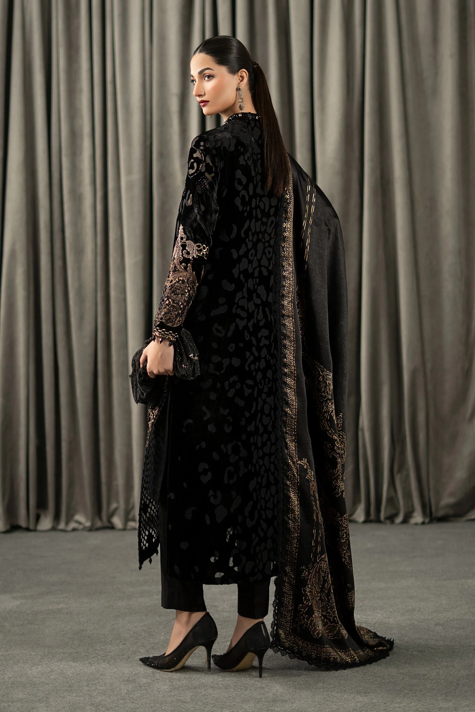 3 Piece Embroidered Palachi Suit - Image 8