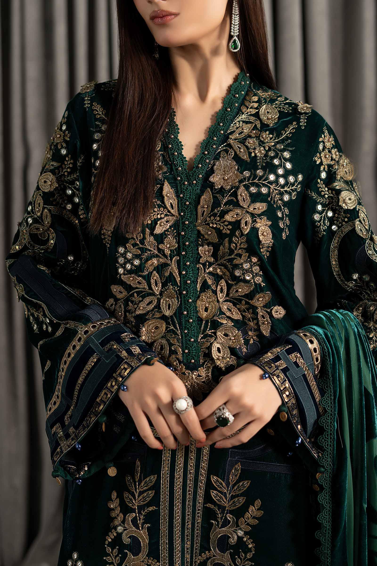 3 Piece Embroidered Velvet Suit - Image 4