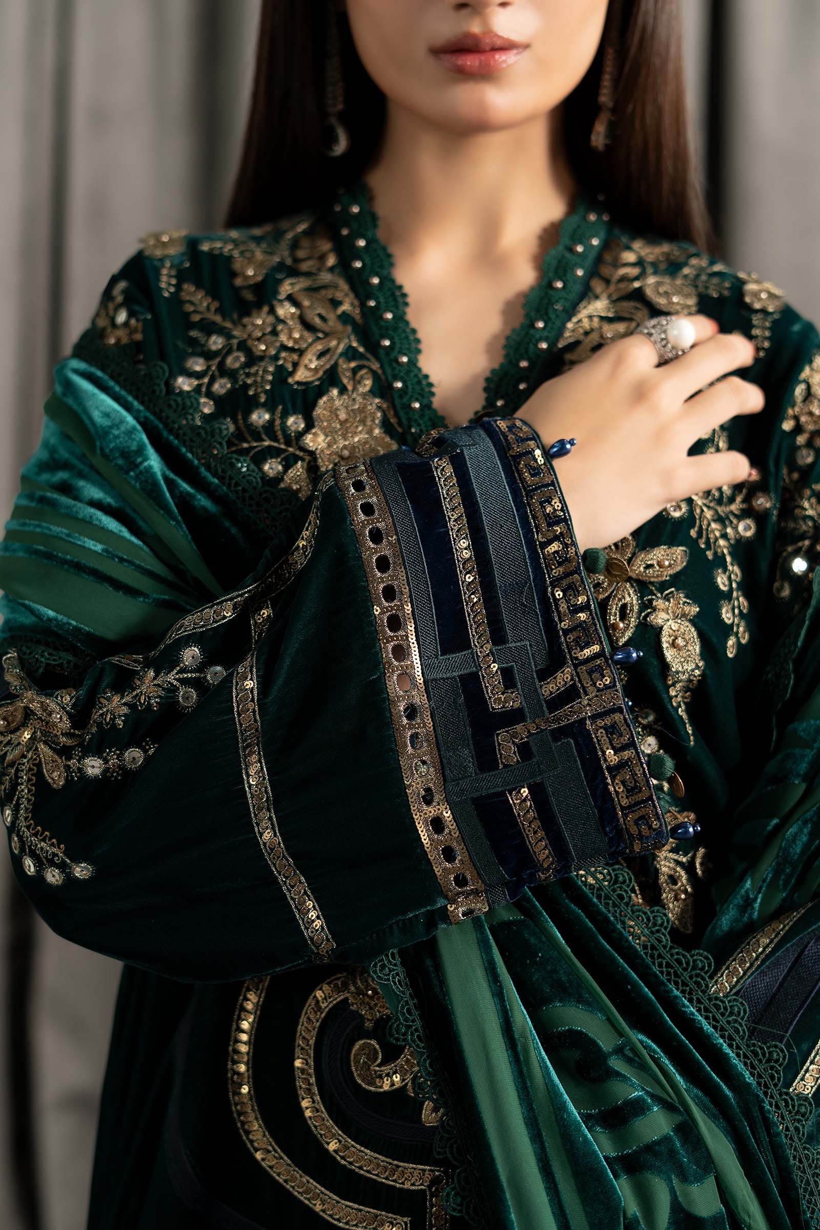 3 Piece Embroidered Velvet Suit - Image 5